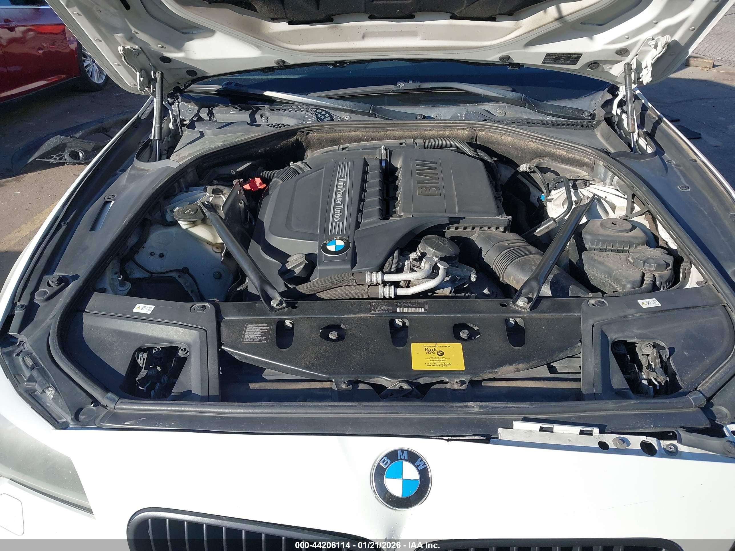 BMW 535I image 10