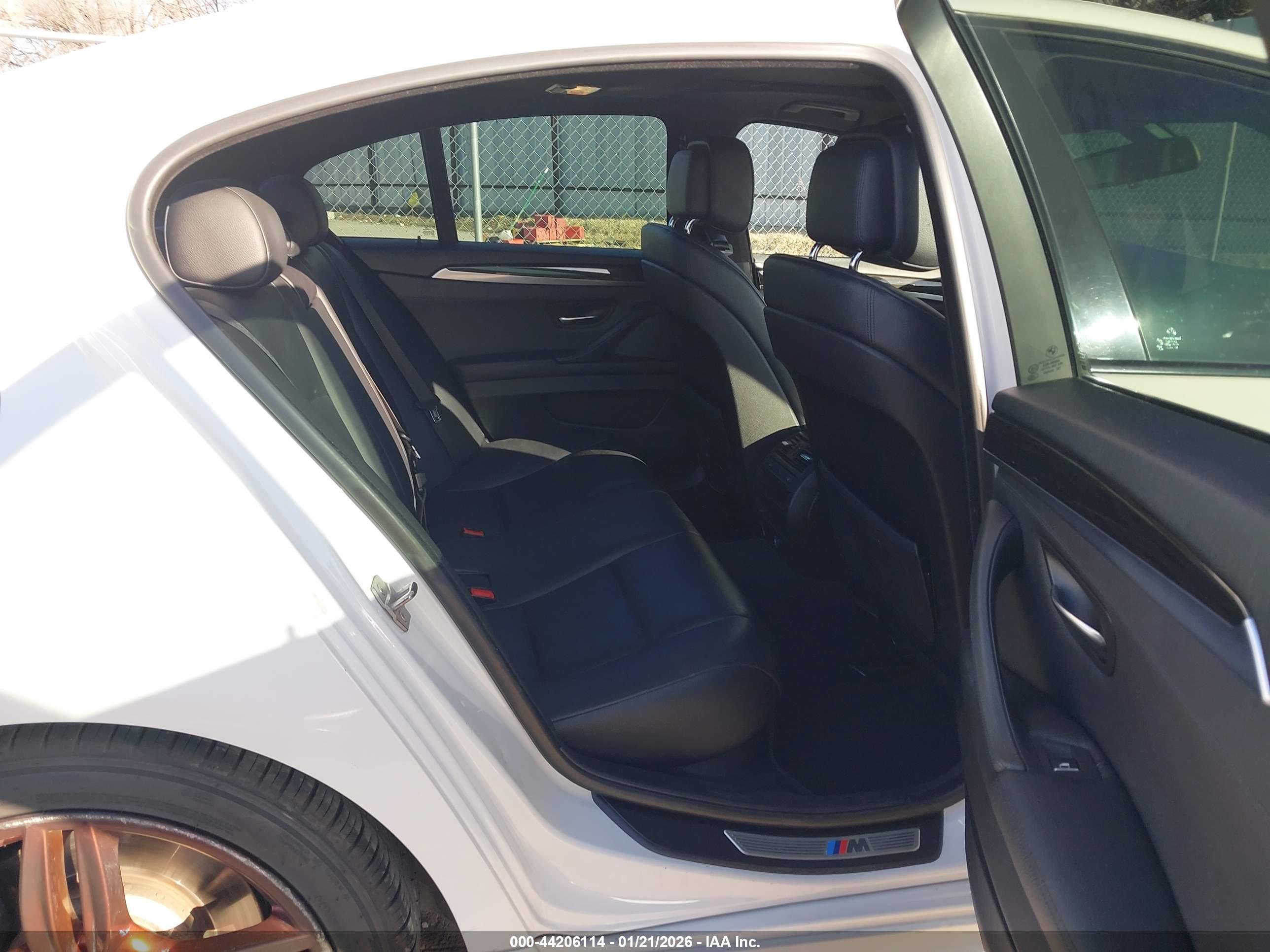 BMW 535I image 8