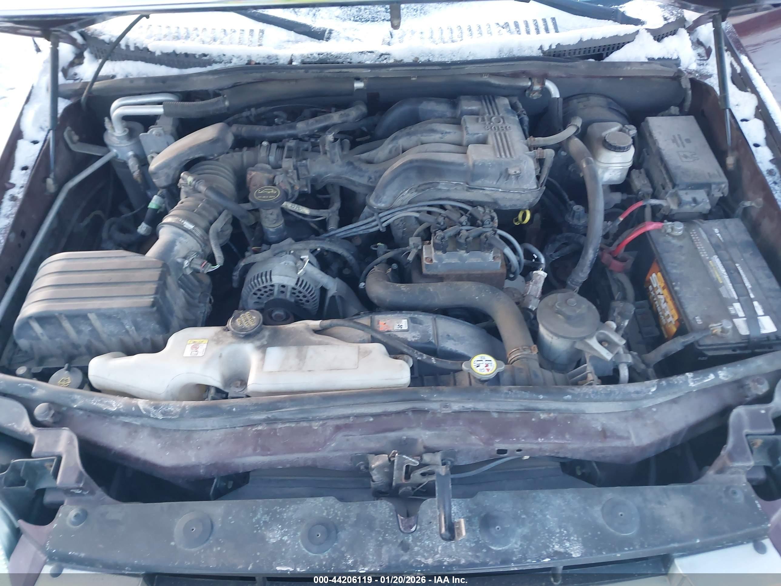 FORD EXPLORER image 10