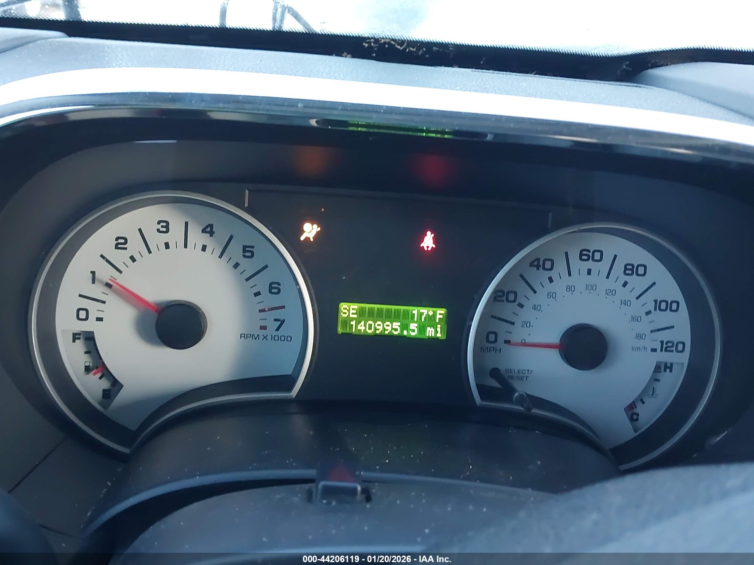 FORD EXPLORER image 7