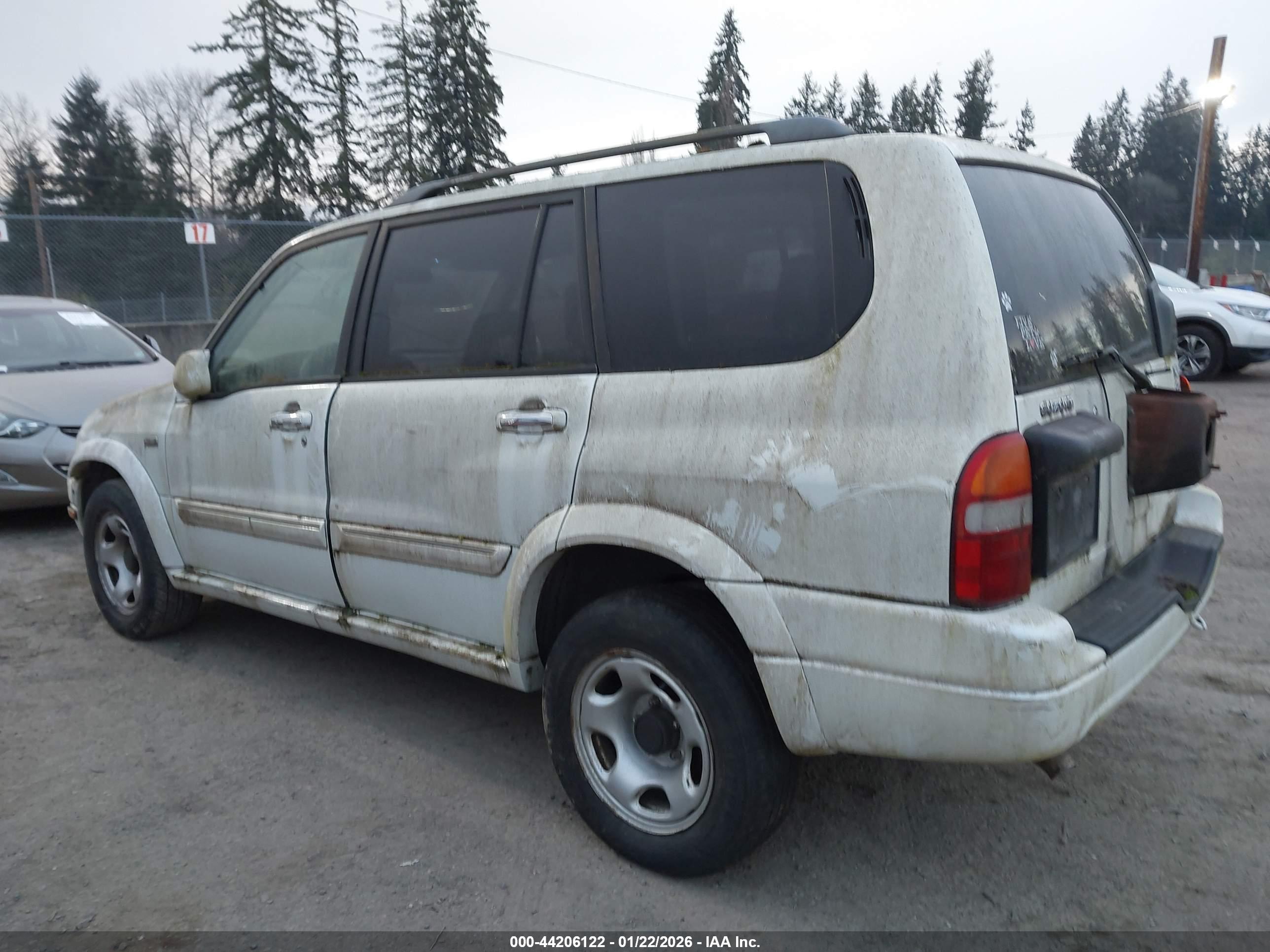 SUZUKI XL-7 image 3