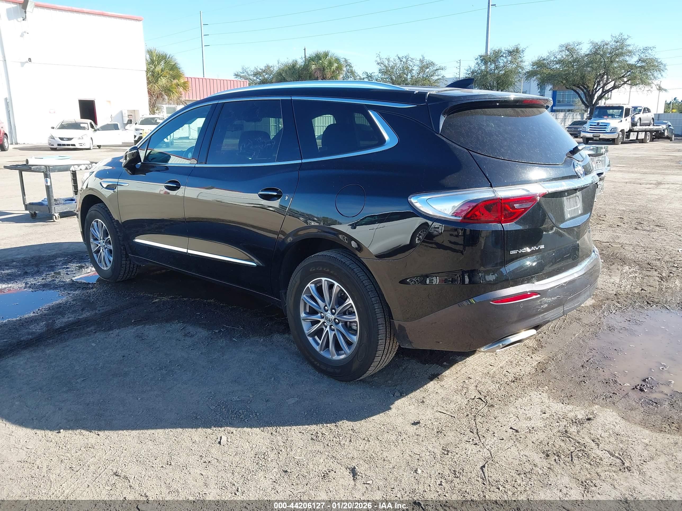 BUICK ENCLAVE image 3