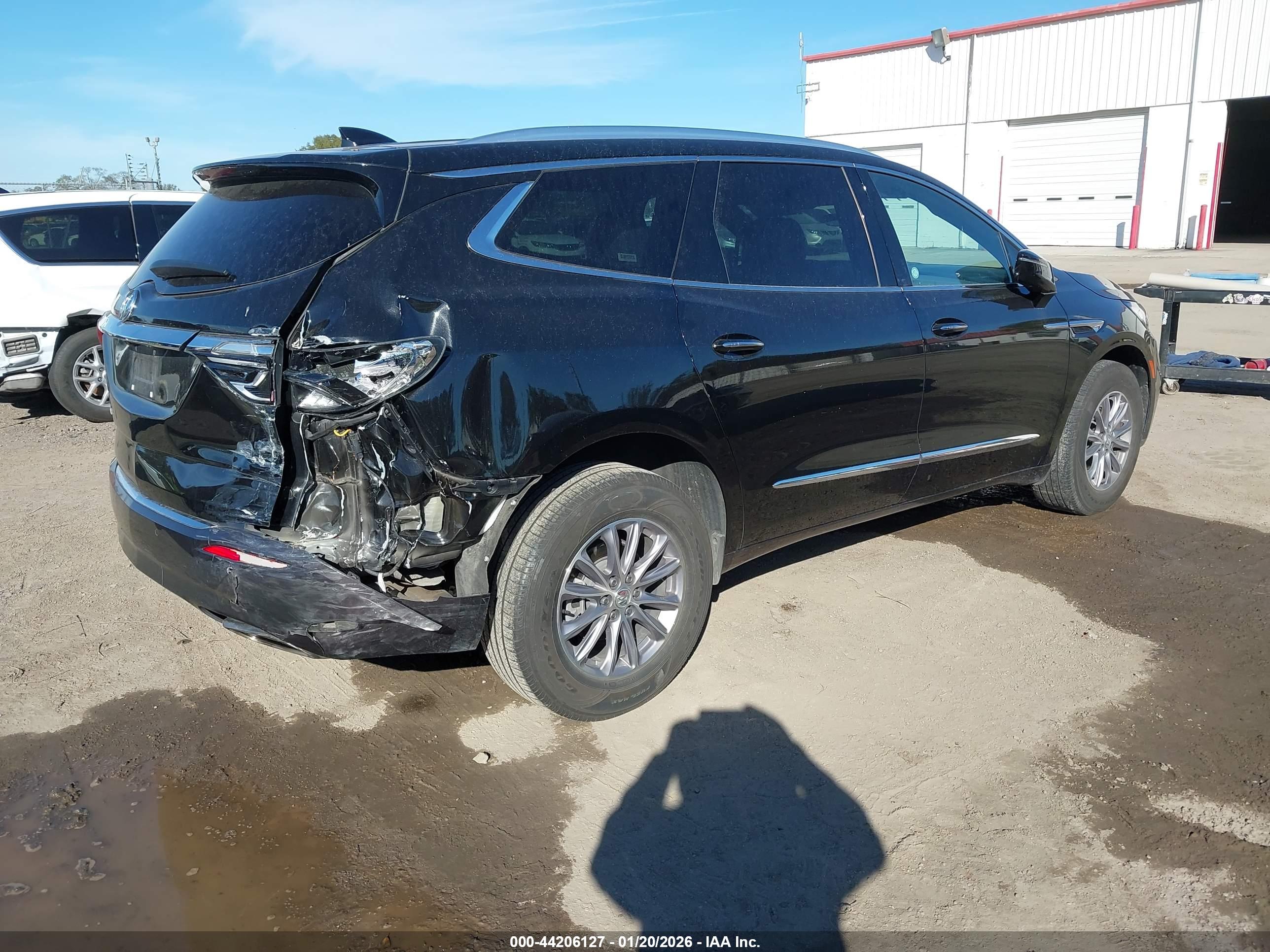BUICK ENCLAVE image 4
