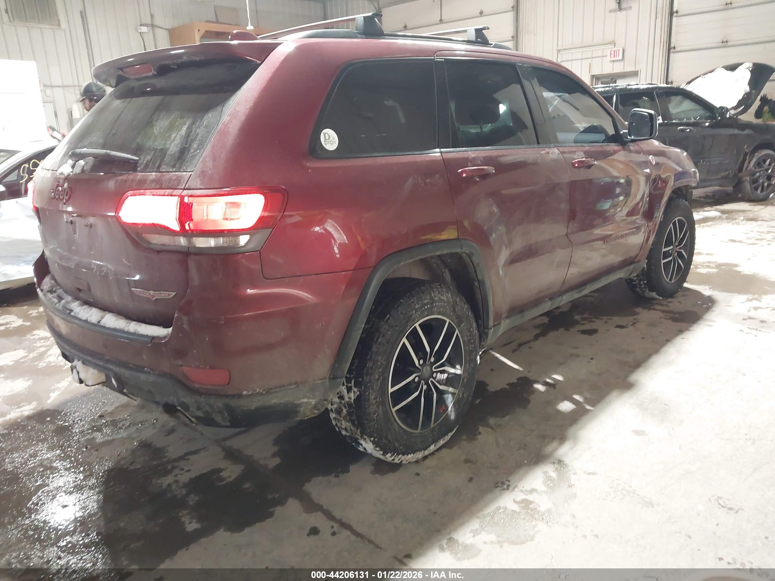 JEEP GRAND image 4