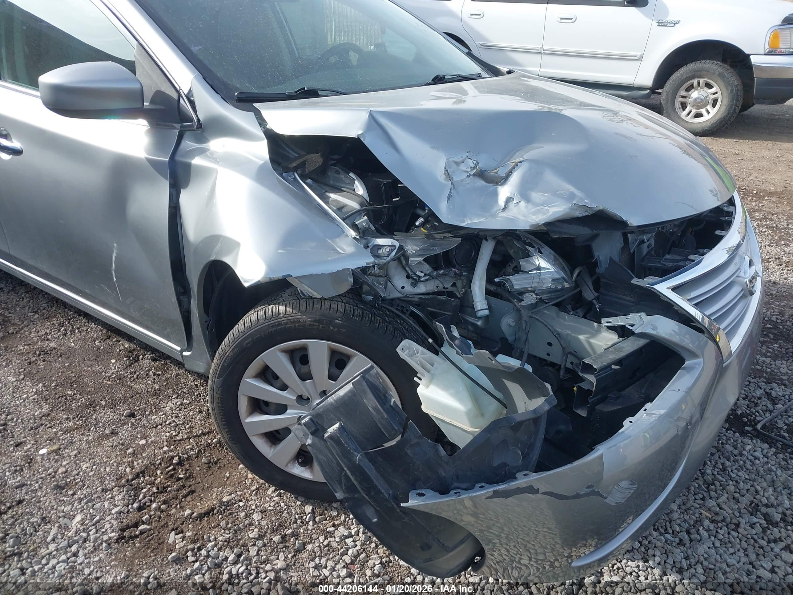 NISSAN SENTRA image 6