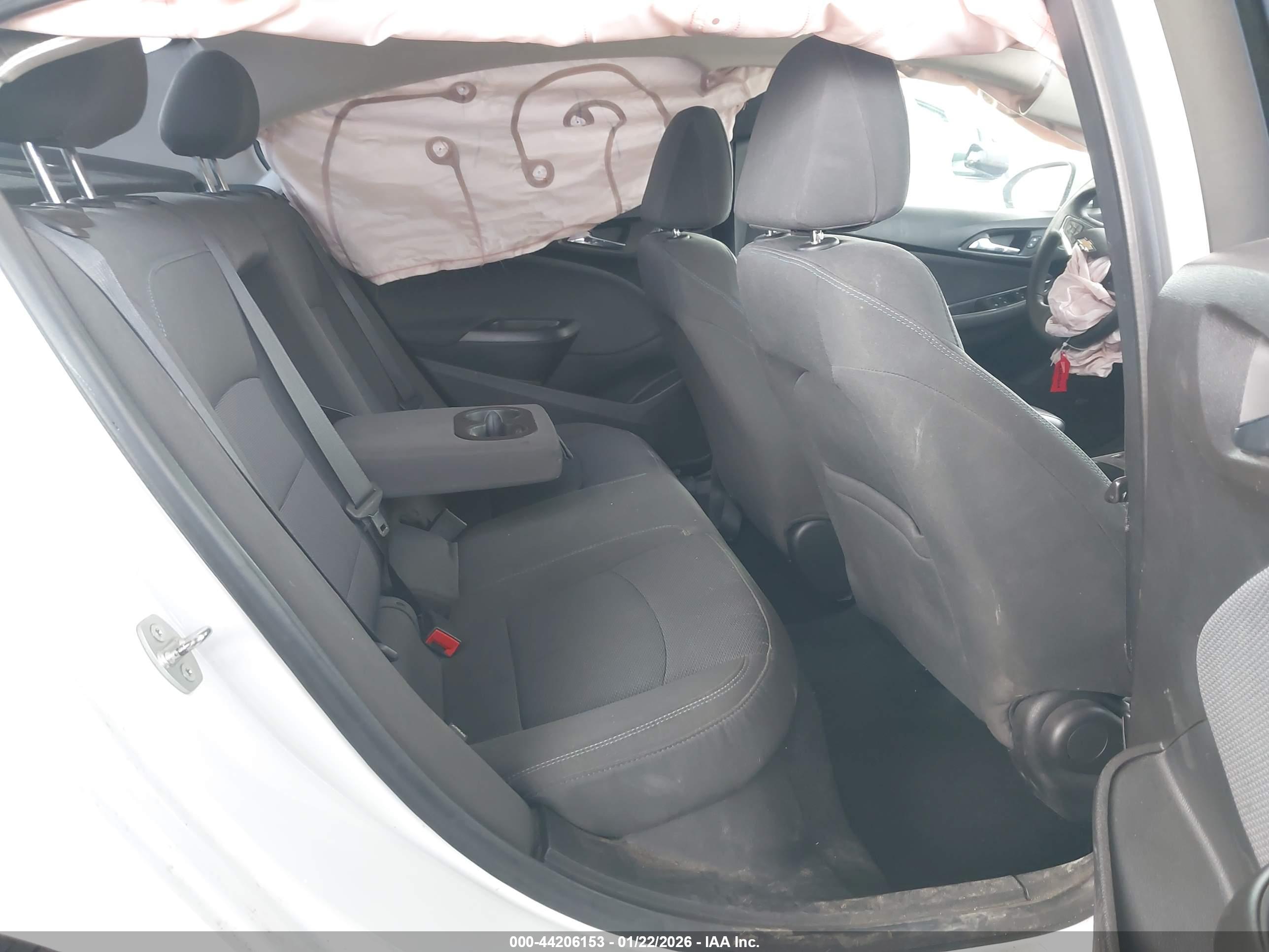 CHEVROLET CRUZE image 8
