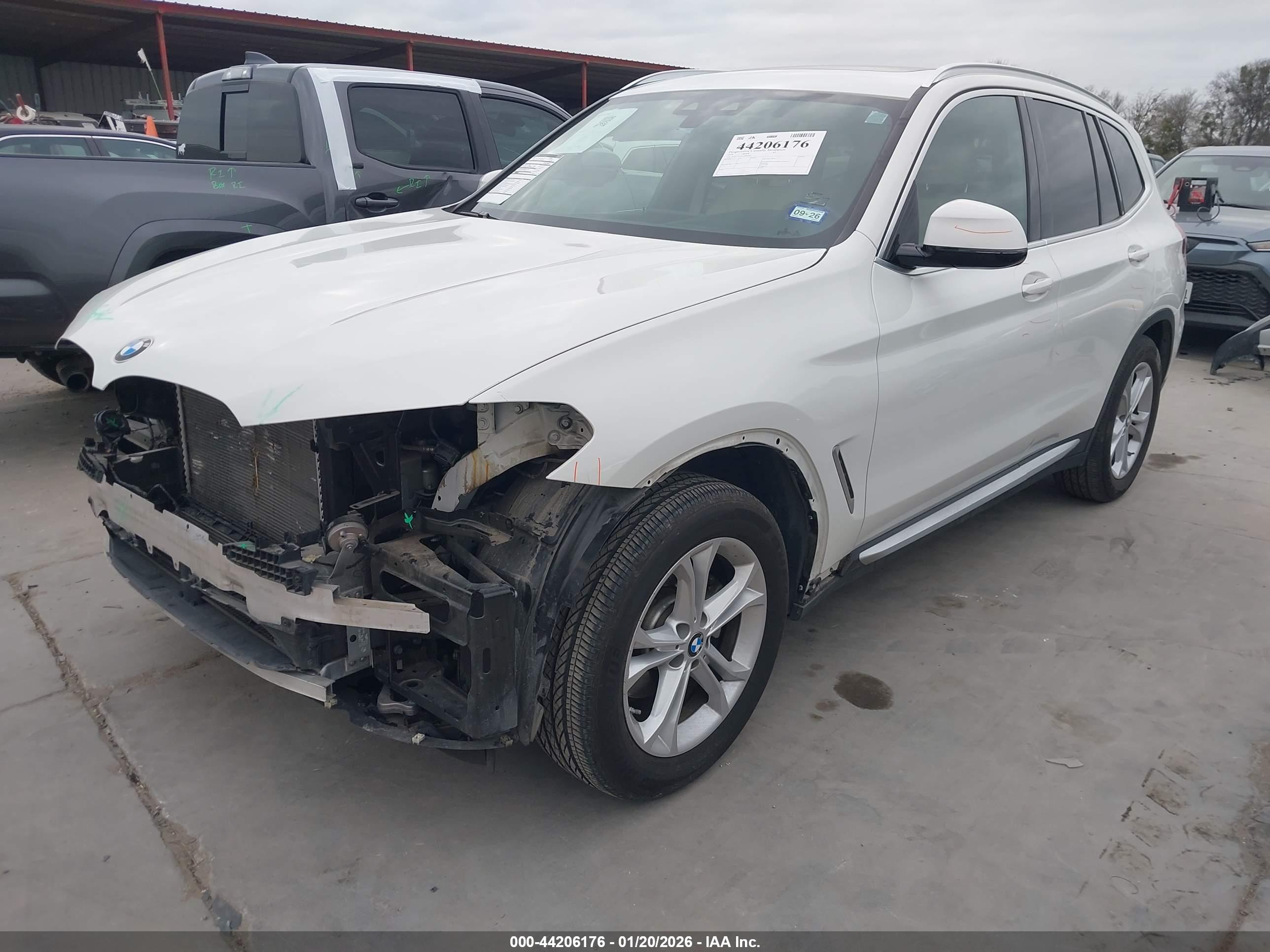 BMW X3 image 2