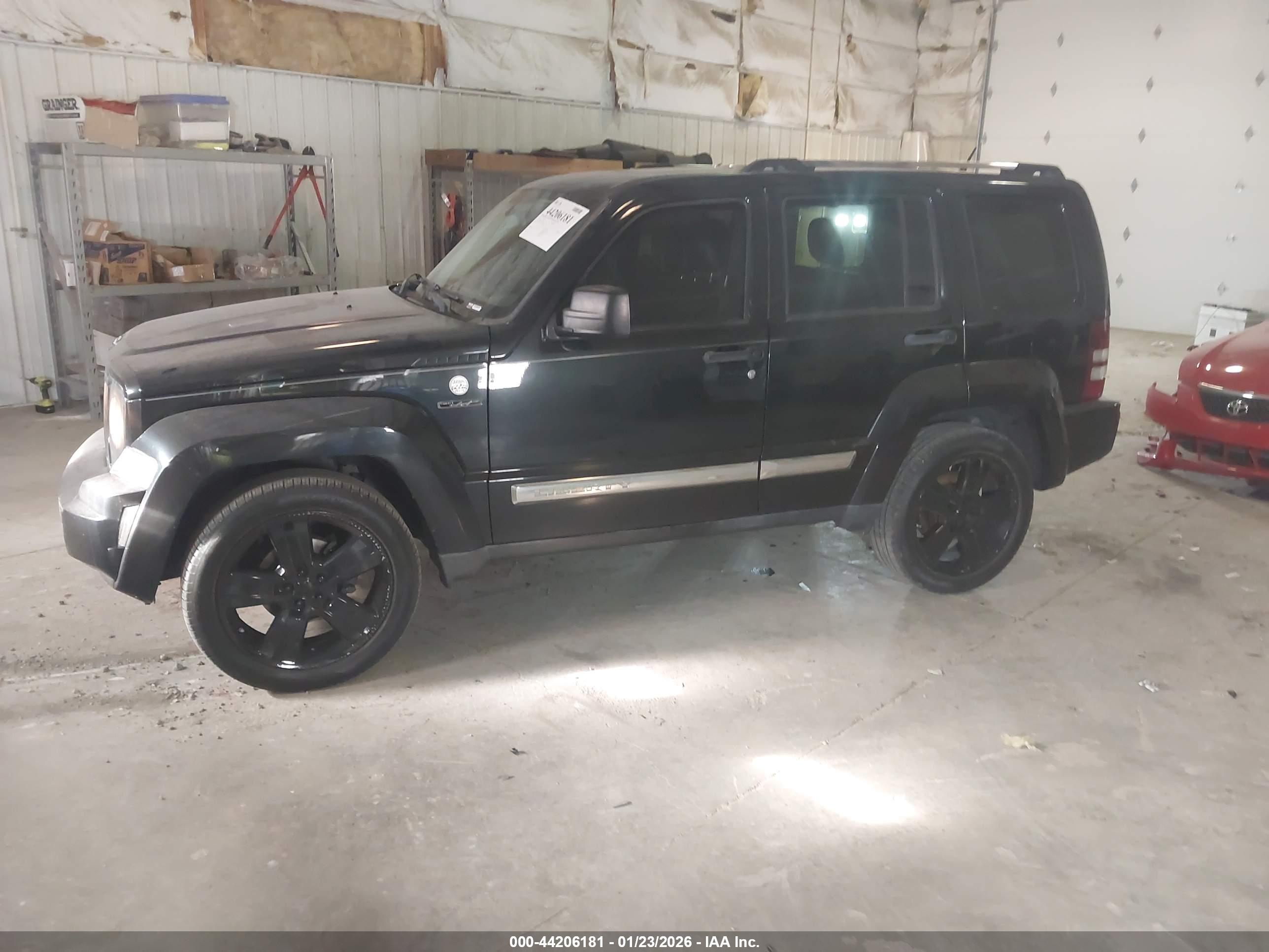 JEEP LIBERTY image 2