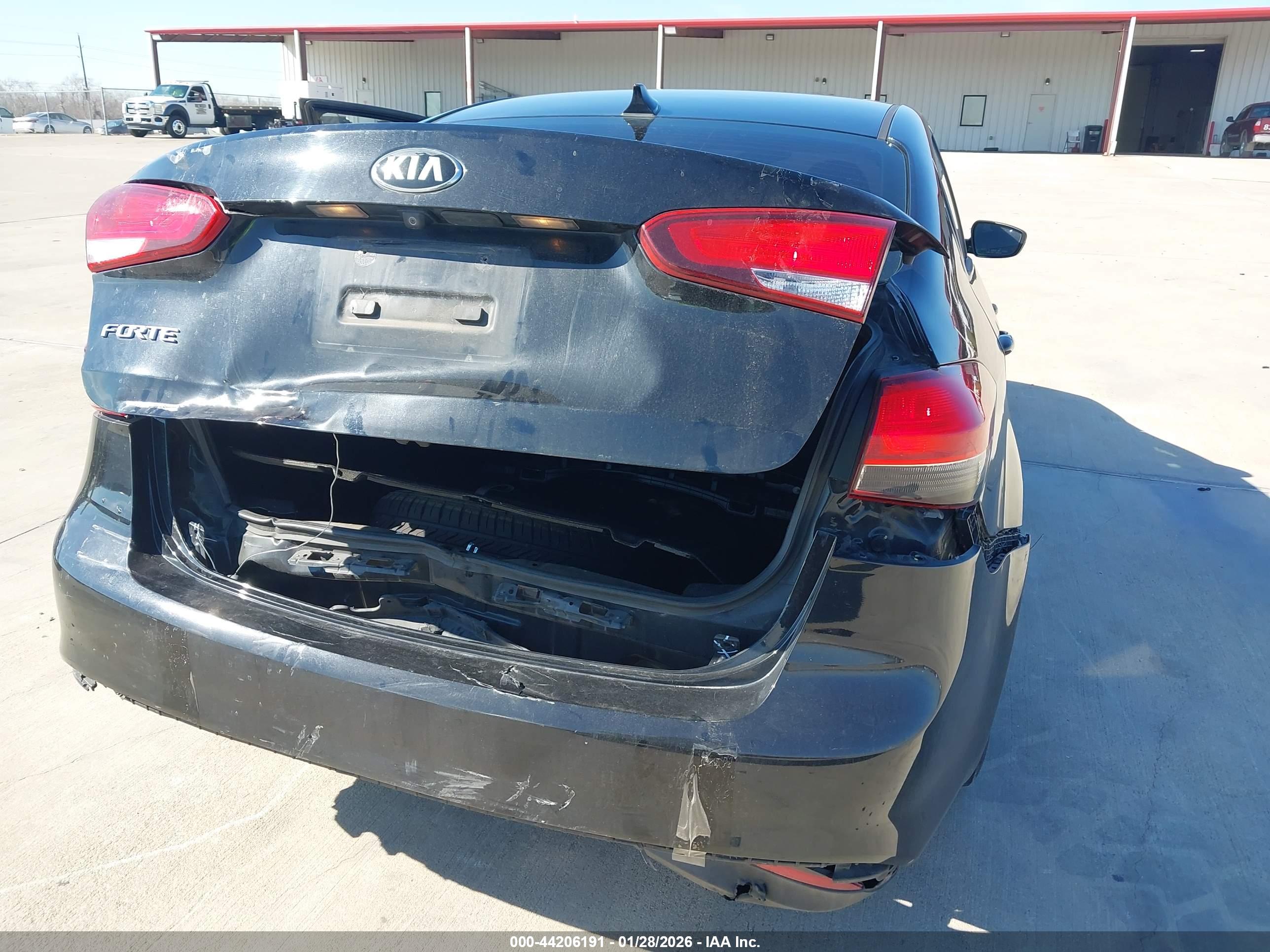 KIA FORTE image 6