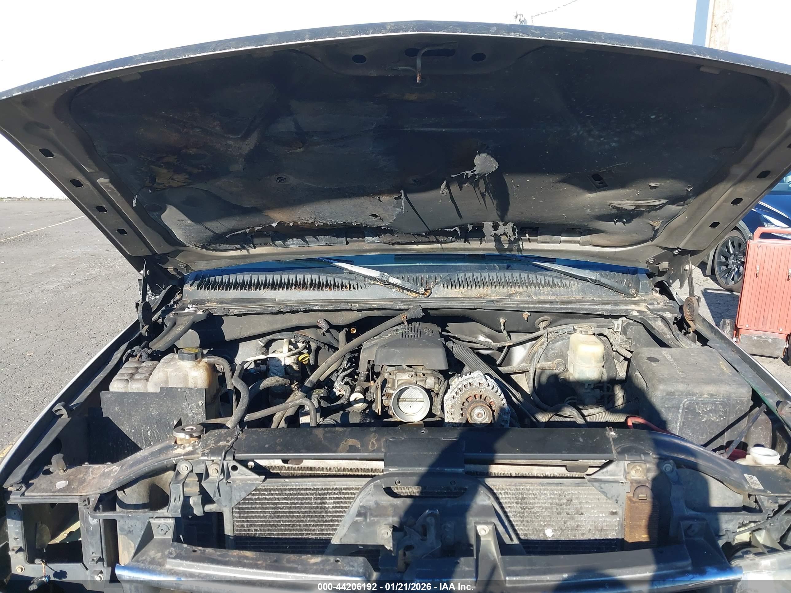 CHEVROLET SILVERADO image 10