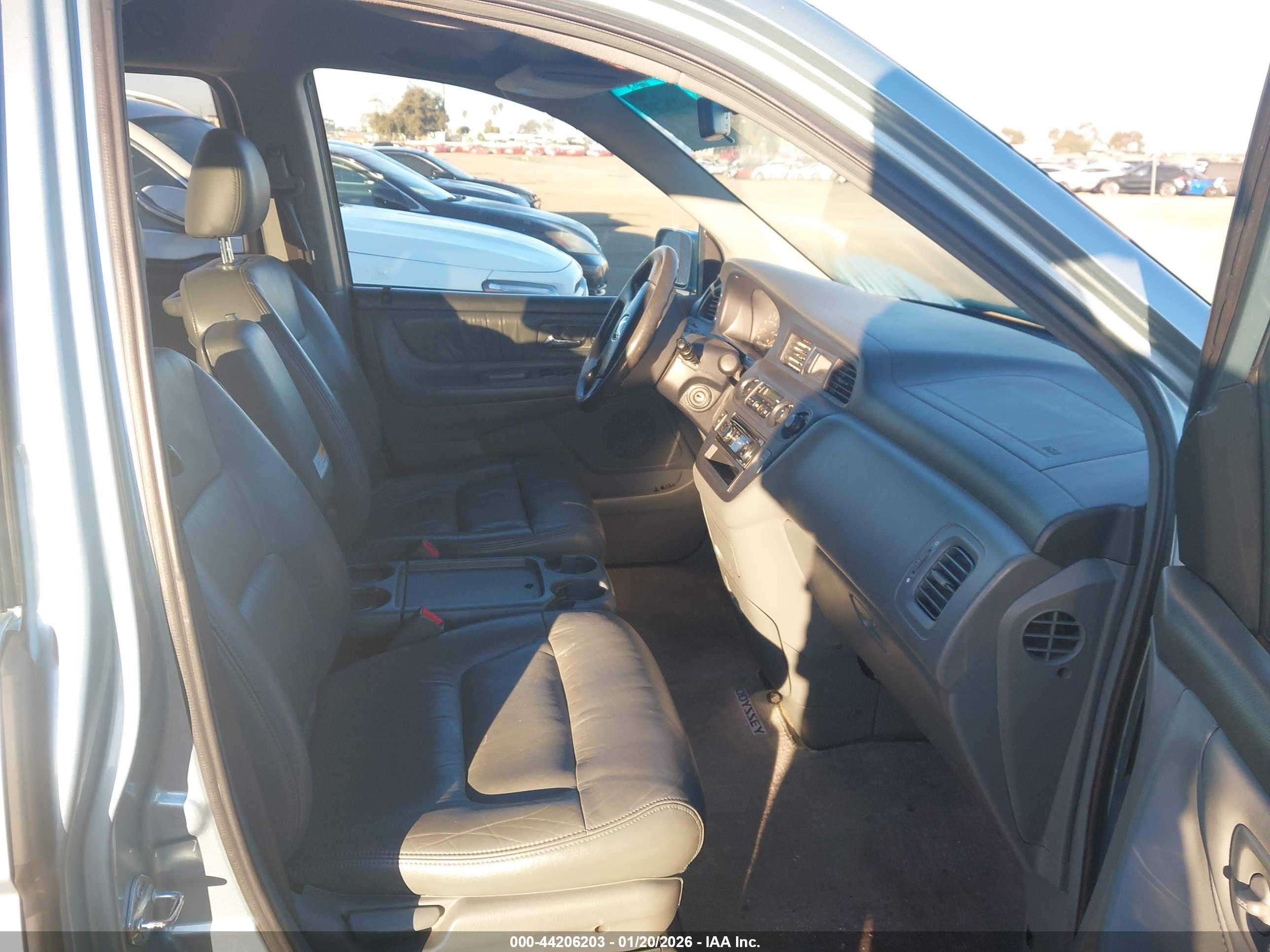 HONDA ODYSSEY image 5