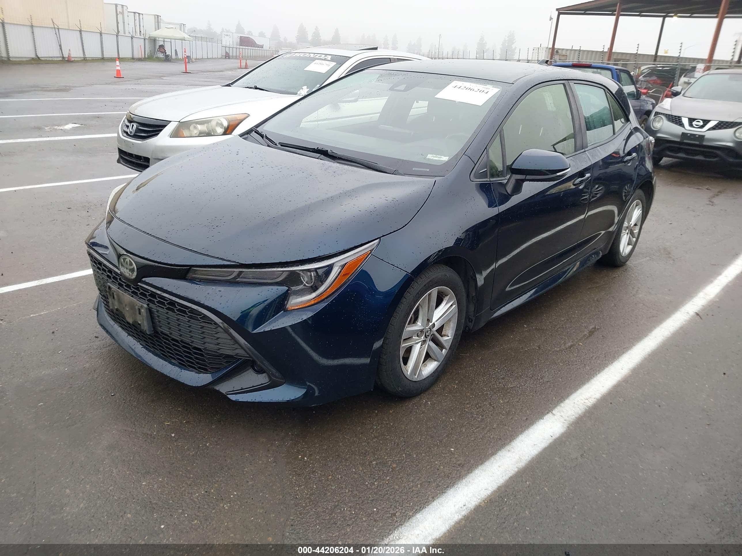 TOYOTA COROLLA image 2