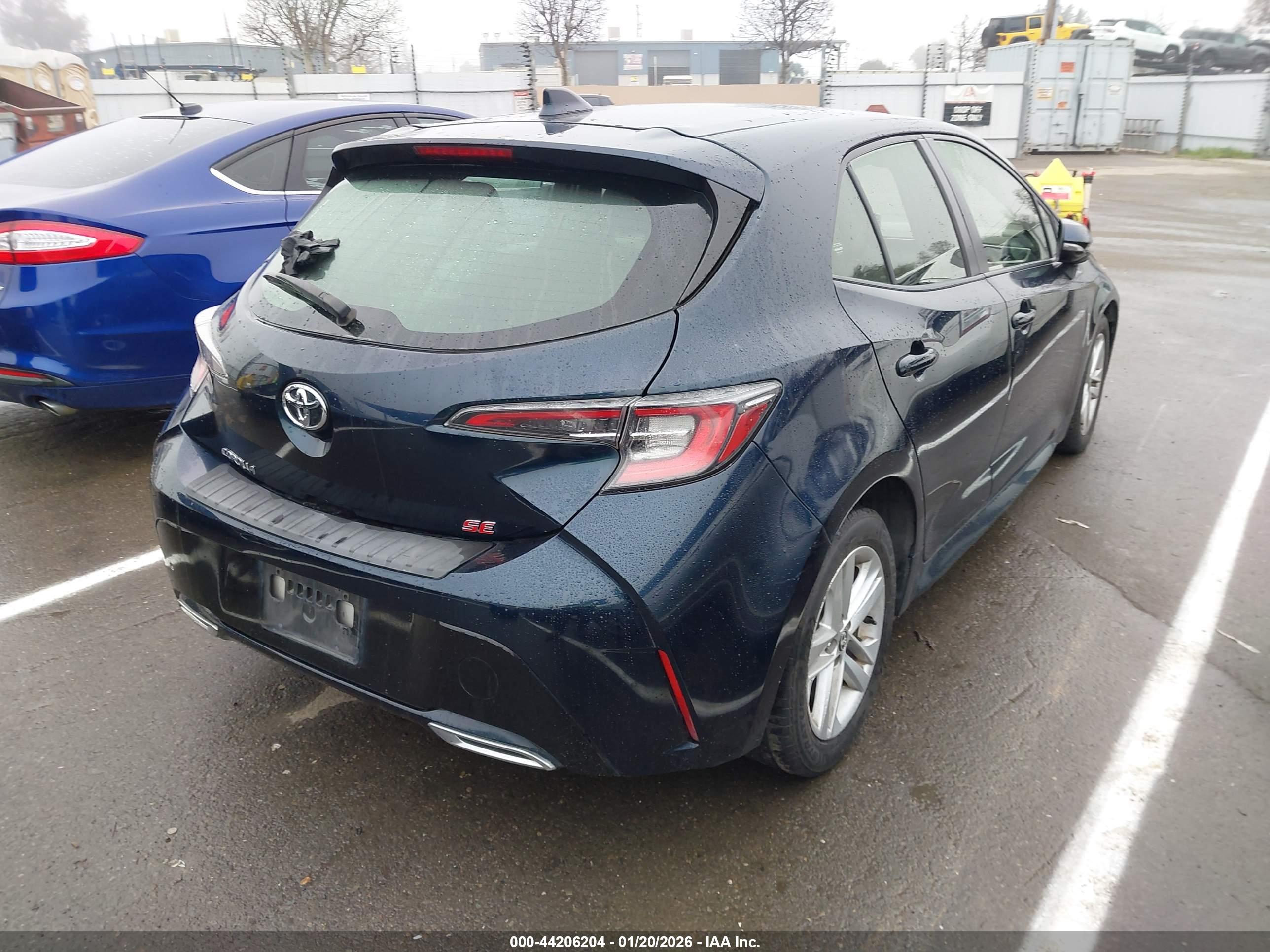 TOYOTA COROLLA image 4