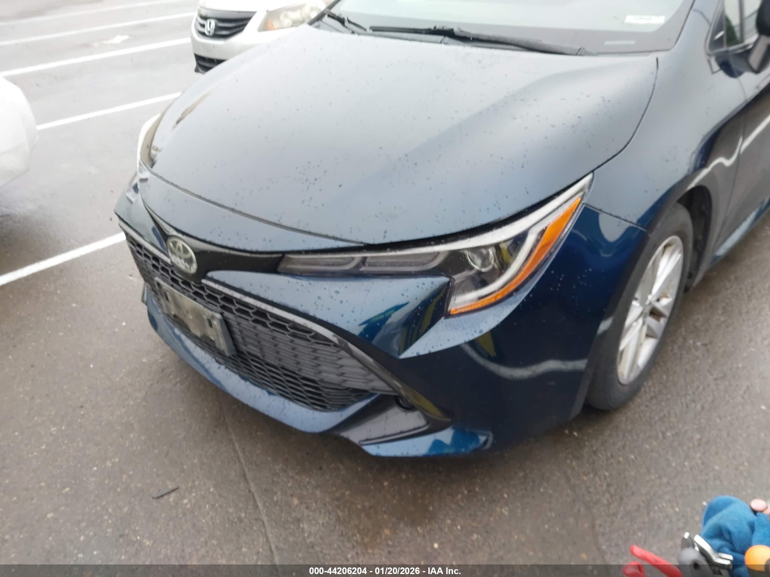 TOYOTA COROLLA image 6