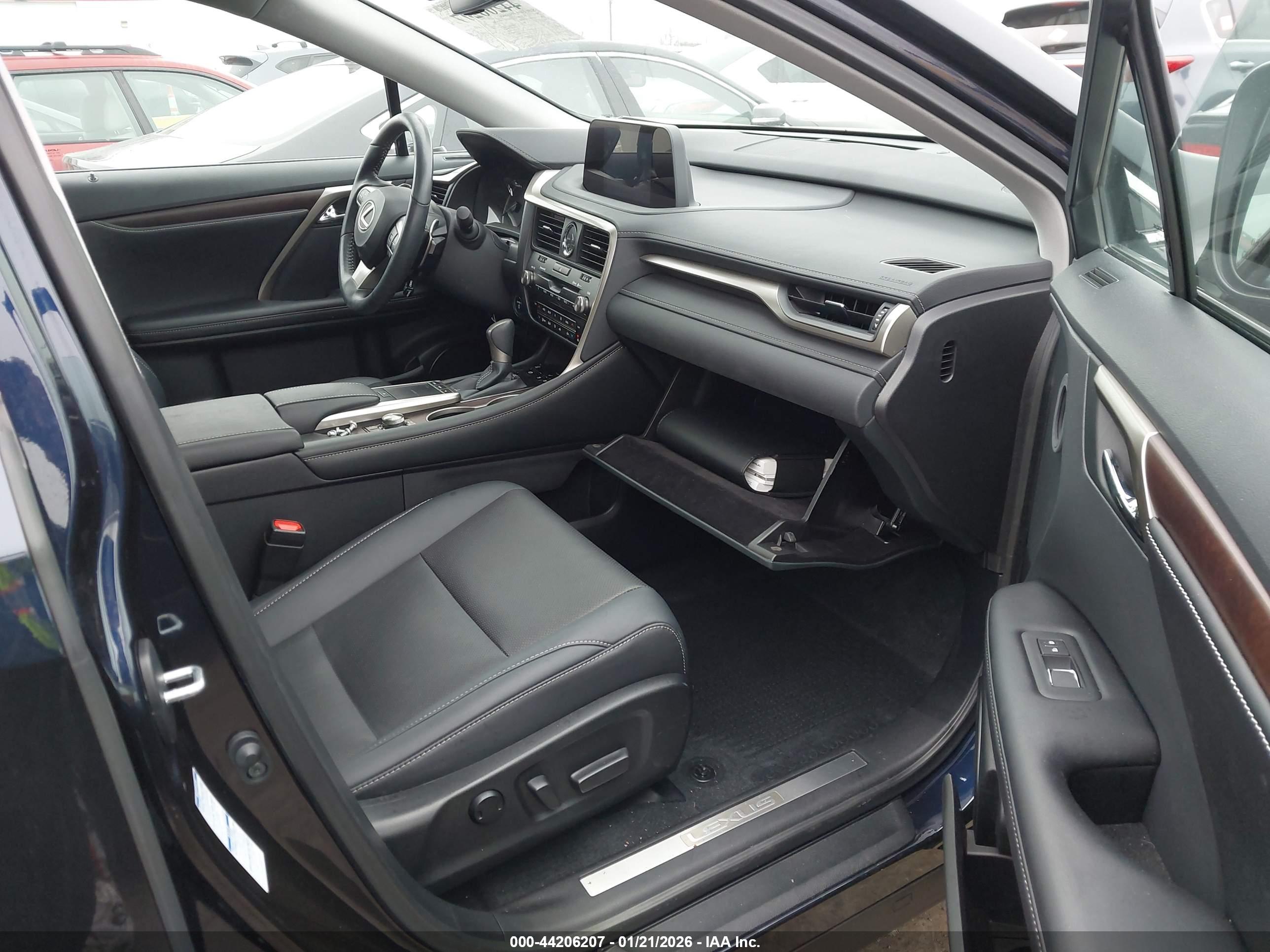 LEXUS RX image 5