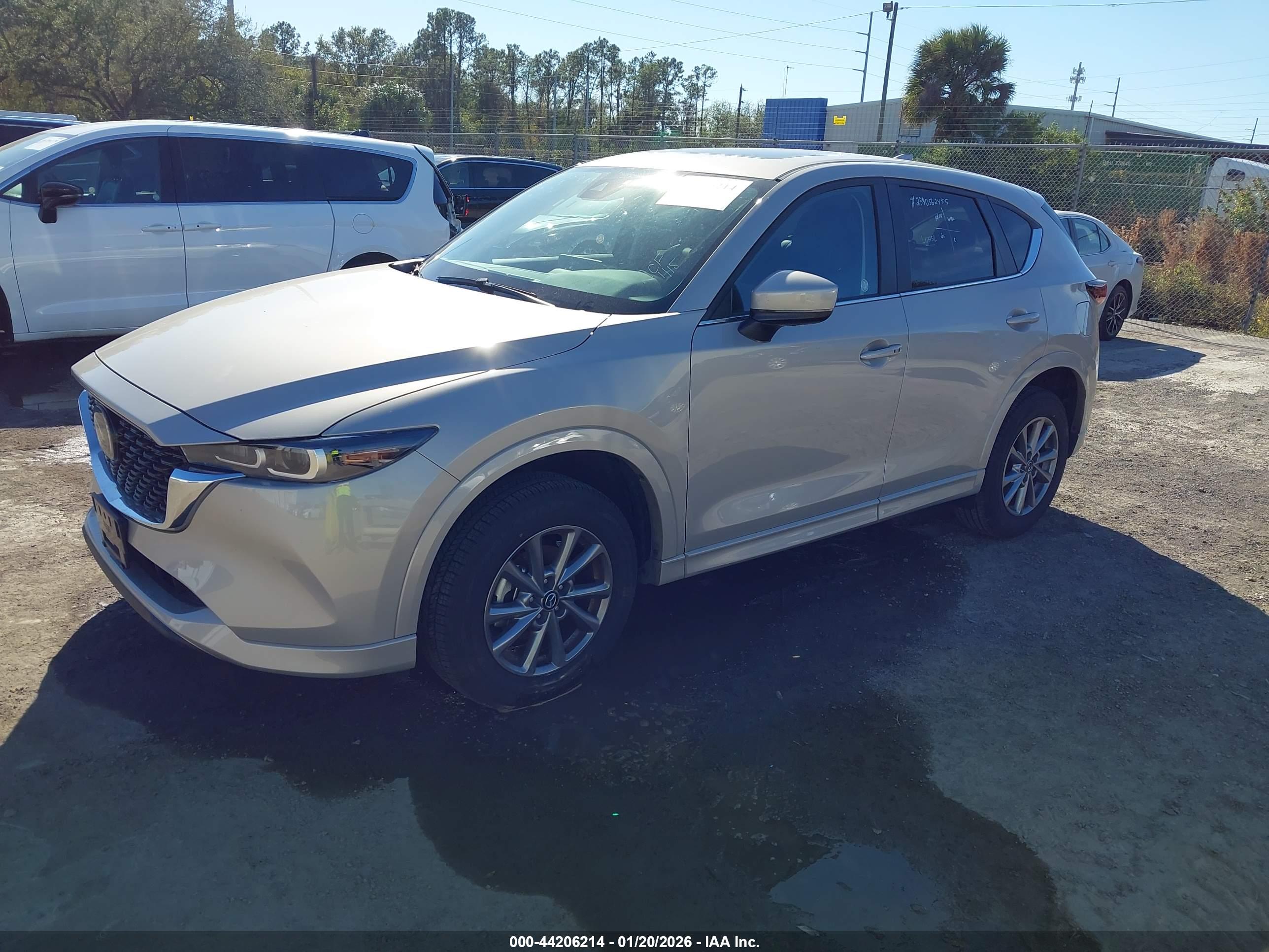 MAZDA CX-5 image 2
