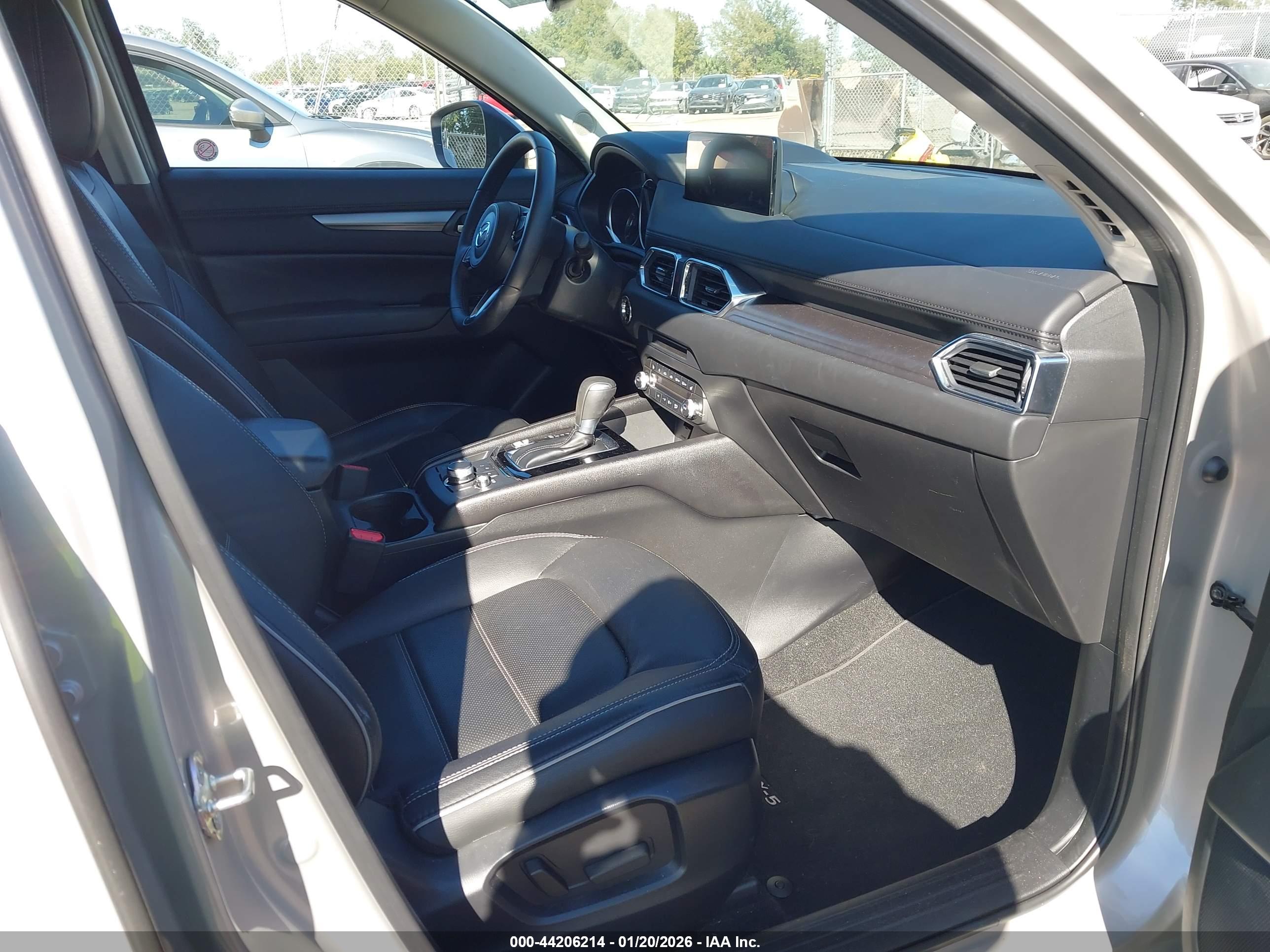 MAZDA CX-5 image 5