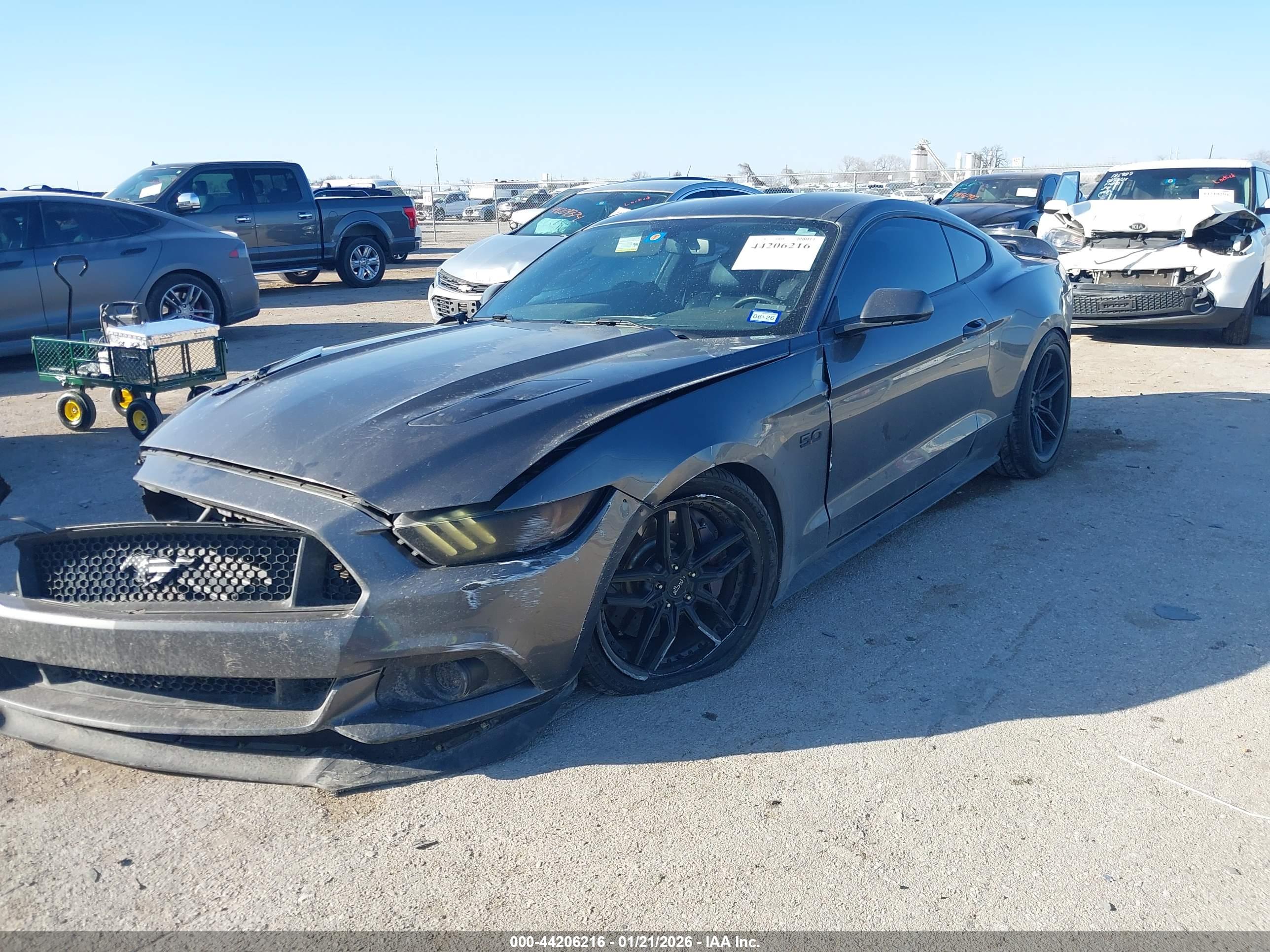 FORD MUSTANG image 2