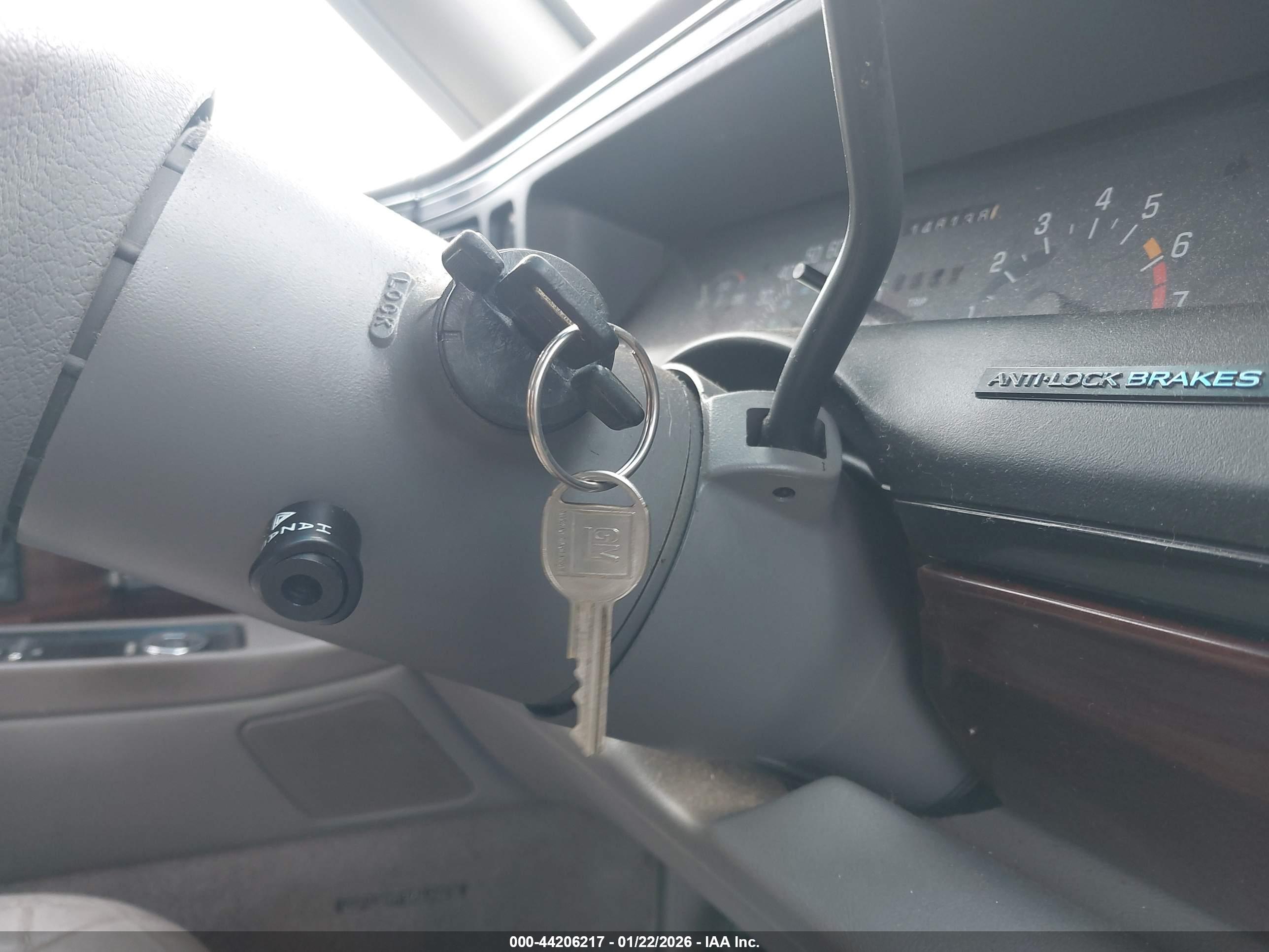 BUICK LESABRE image 11