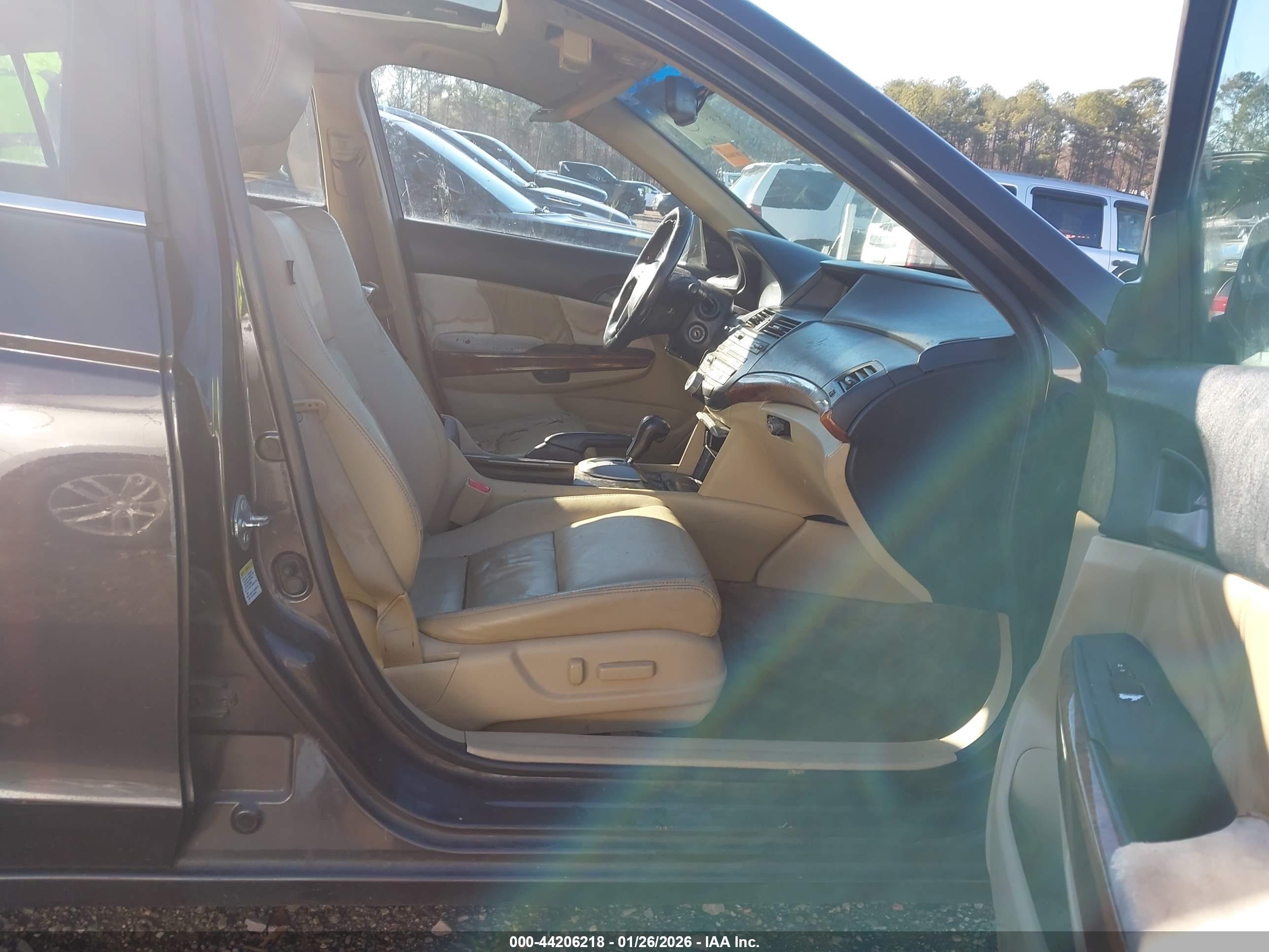 HONDA ACCORD image 5