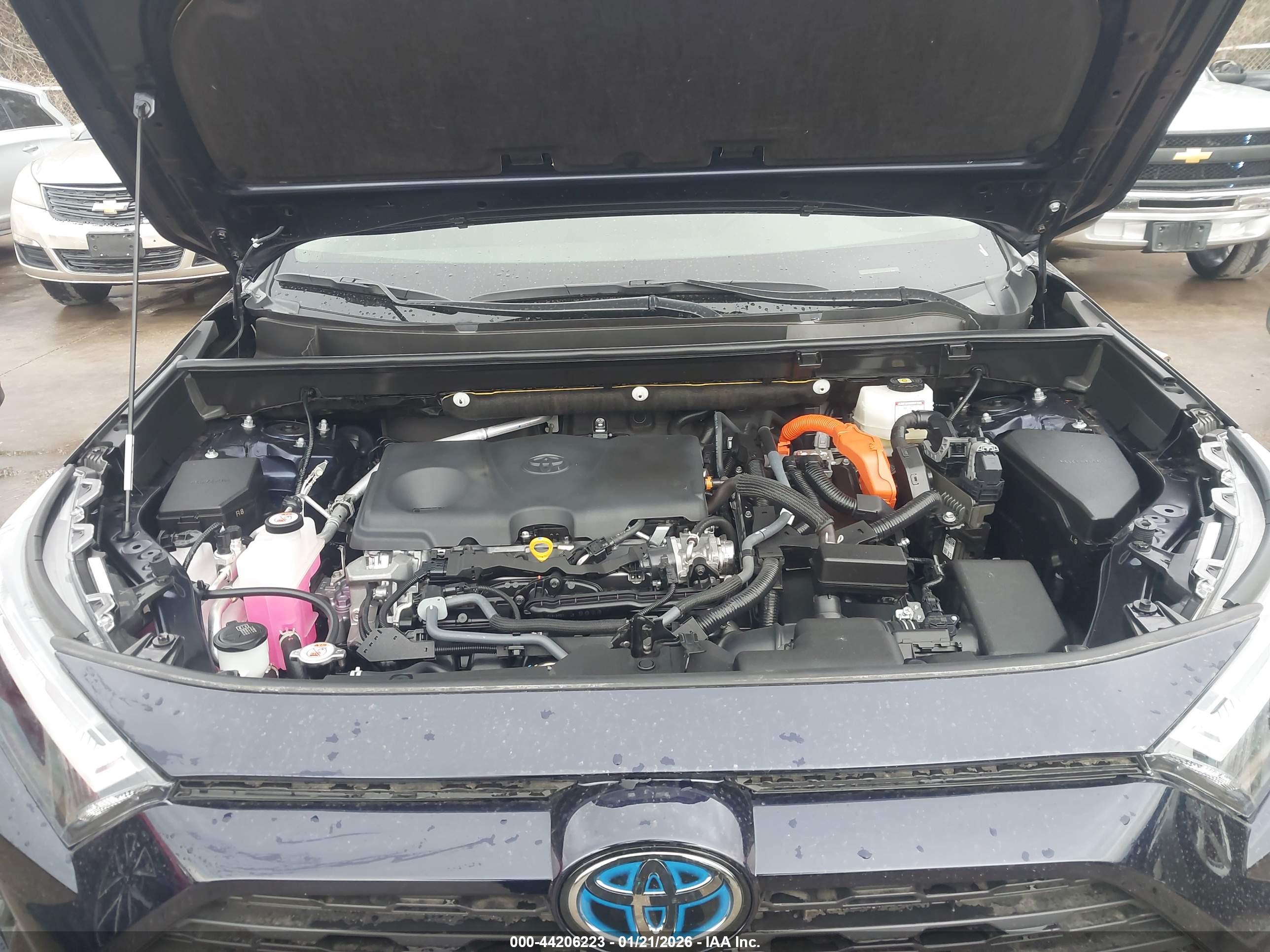 TOYOTA RAV4 image 10