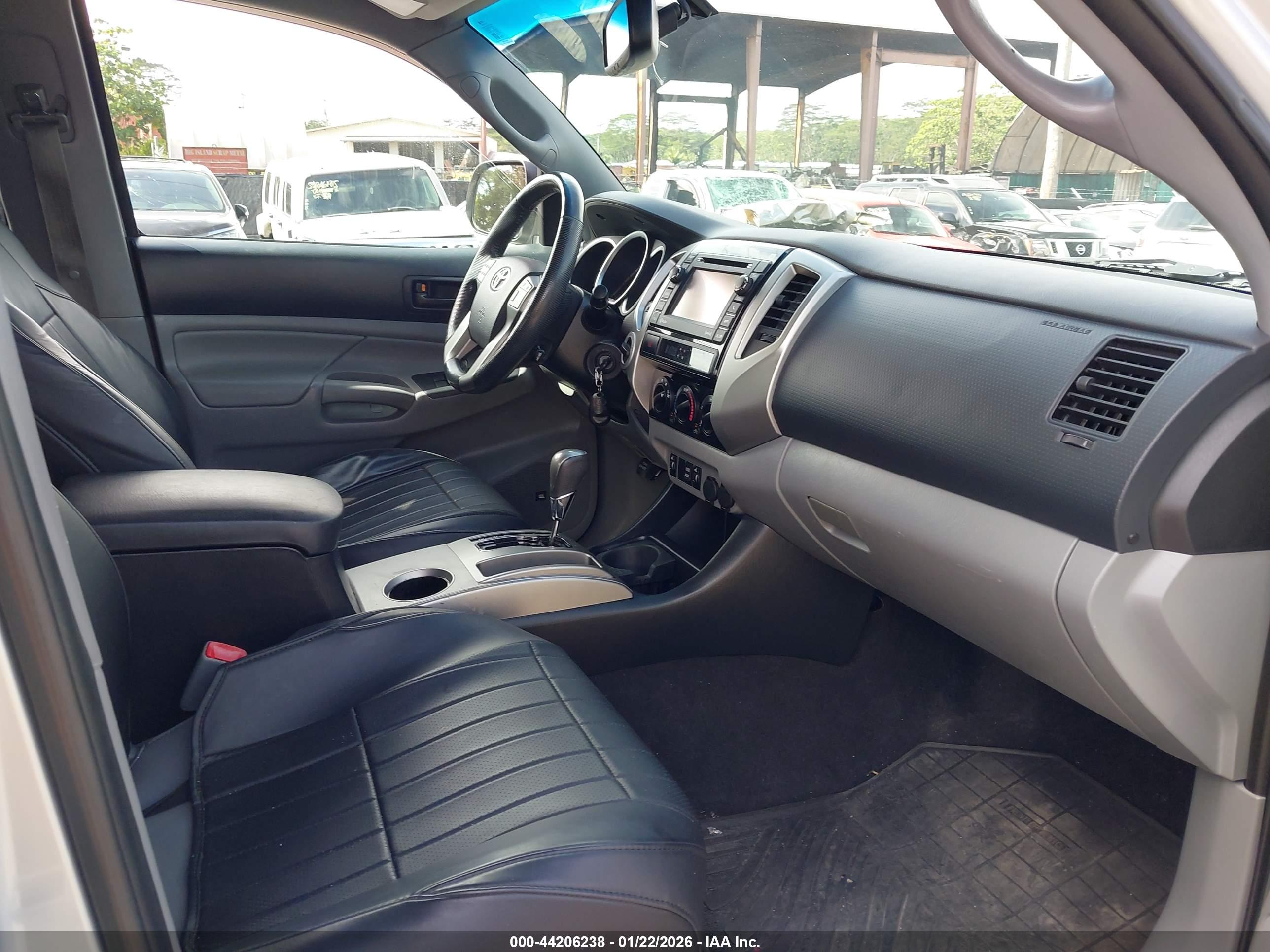 TOYOTA TACOMA image 5