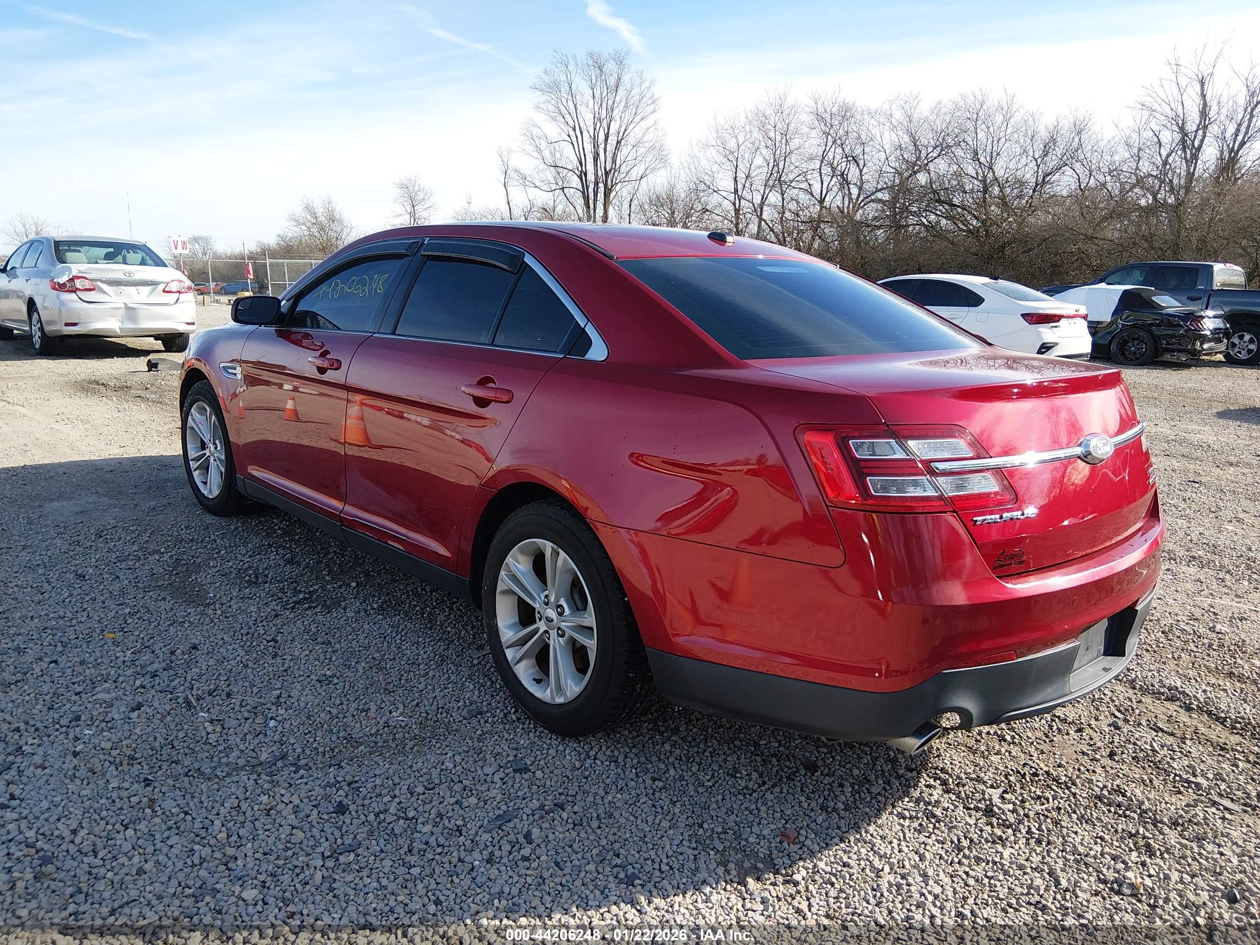 FORD TAURUS image 3