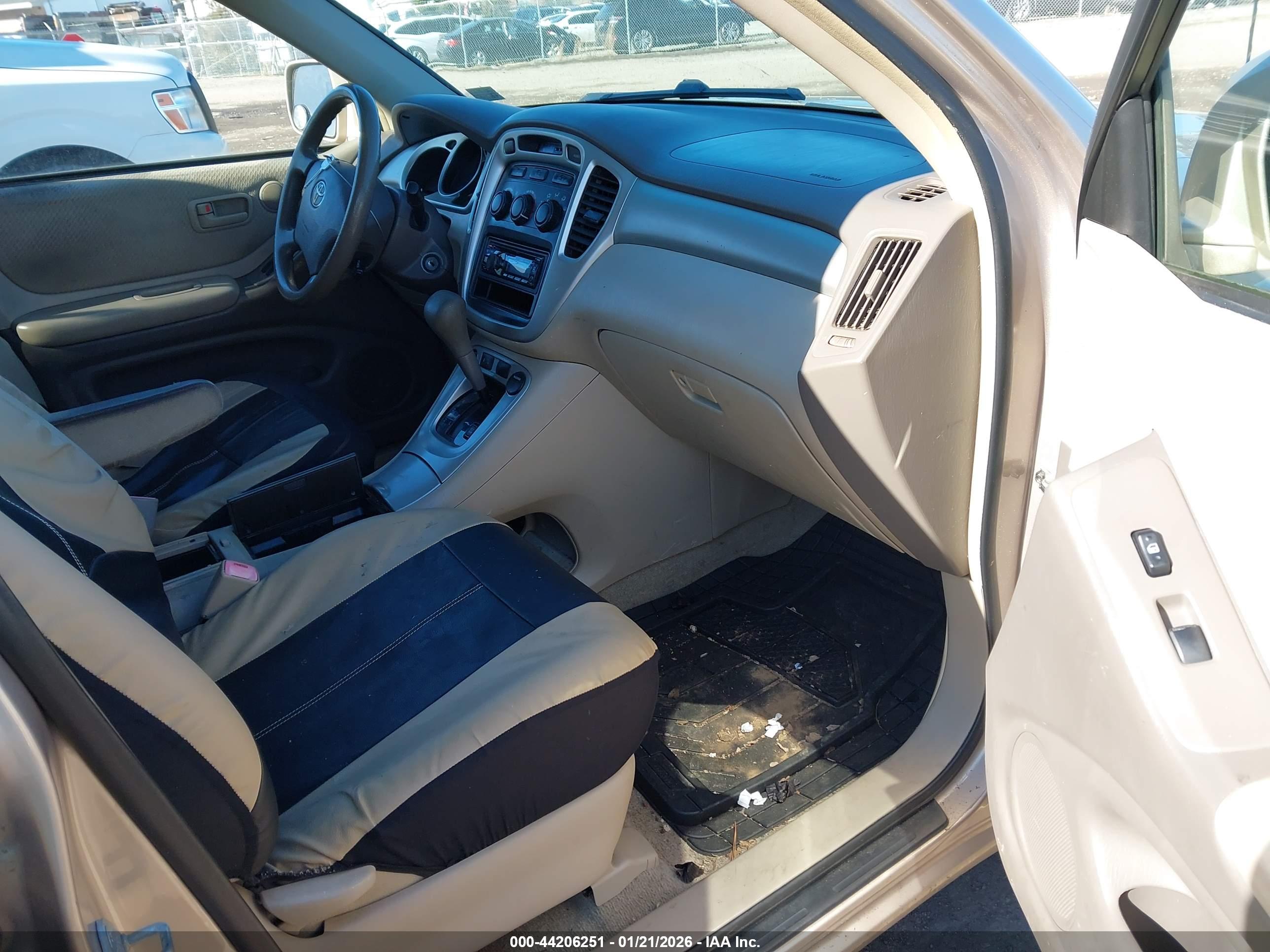 TOYOTA HIGHLANDER image 5