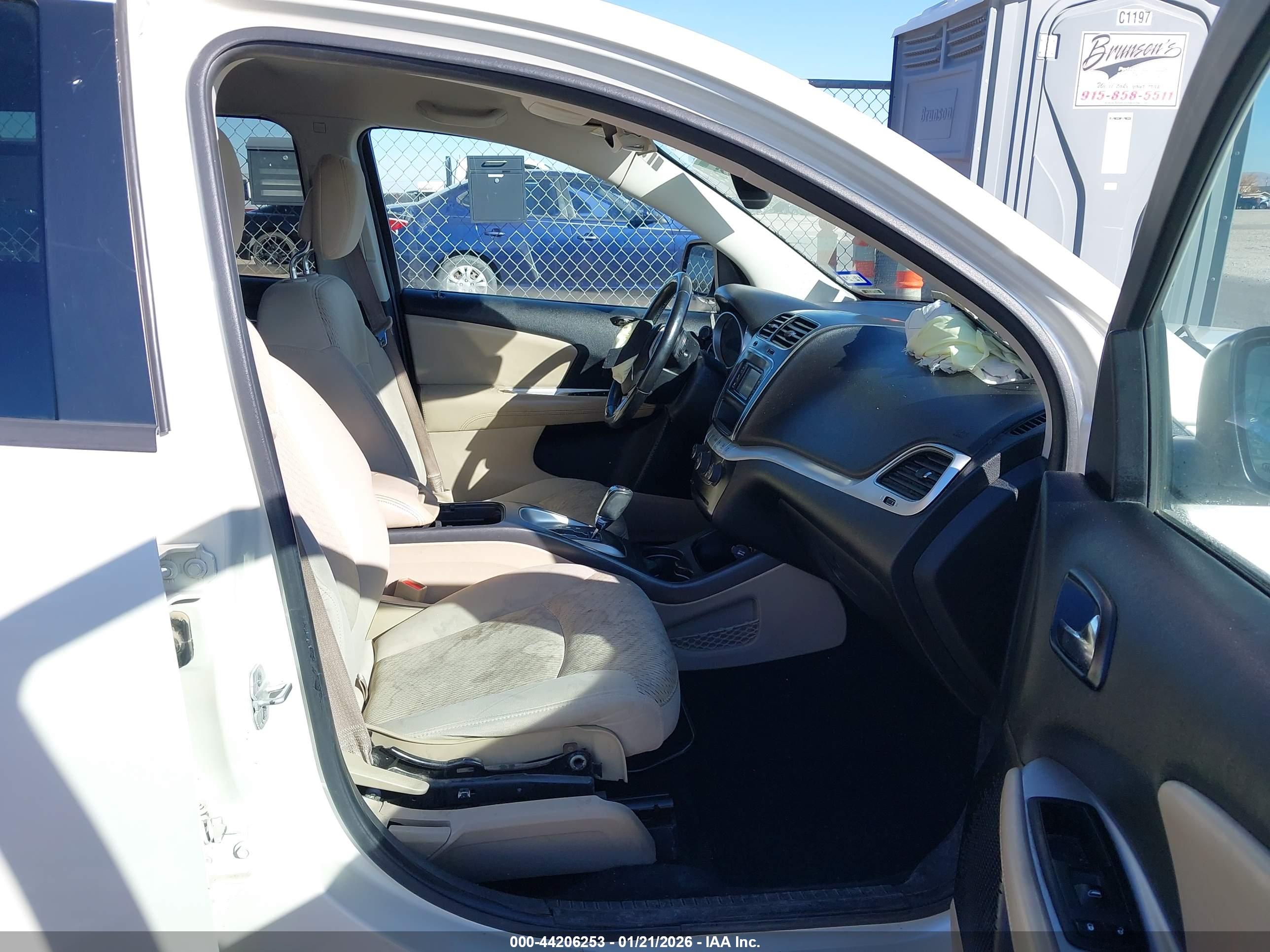 DODGE JOURNEY image 5
