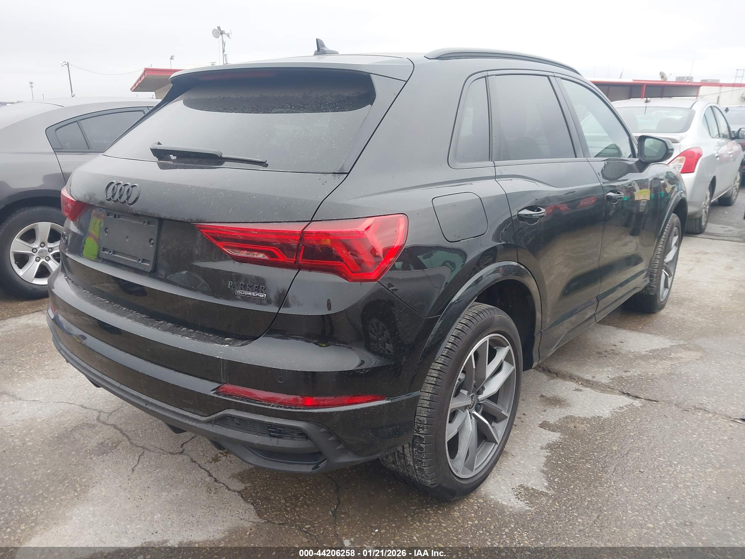 AUDI Q3 image 4