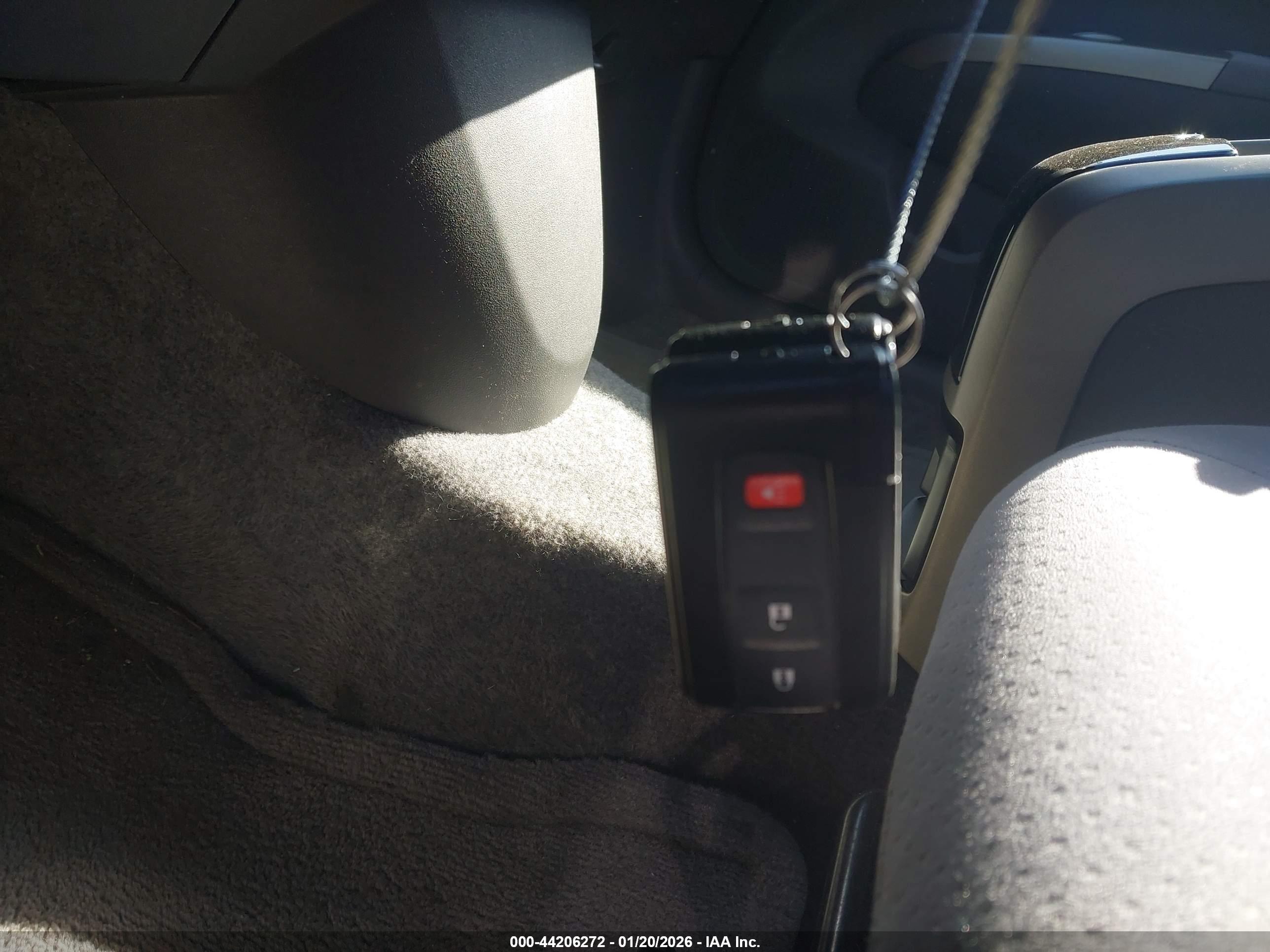 TOYOTA PRIUS image 11