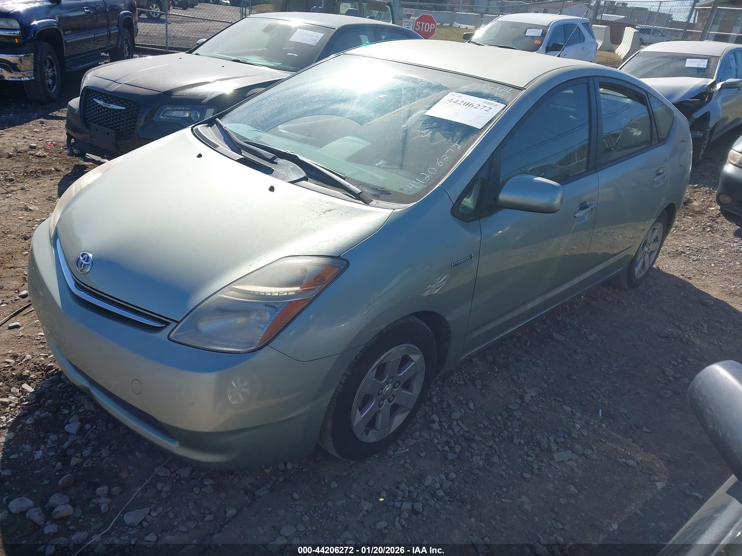 TOYOTA PRIUS image 2