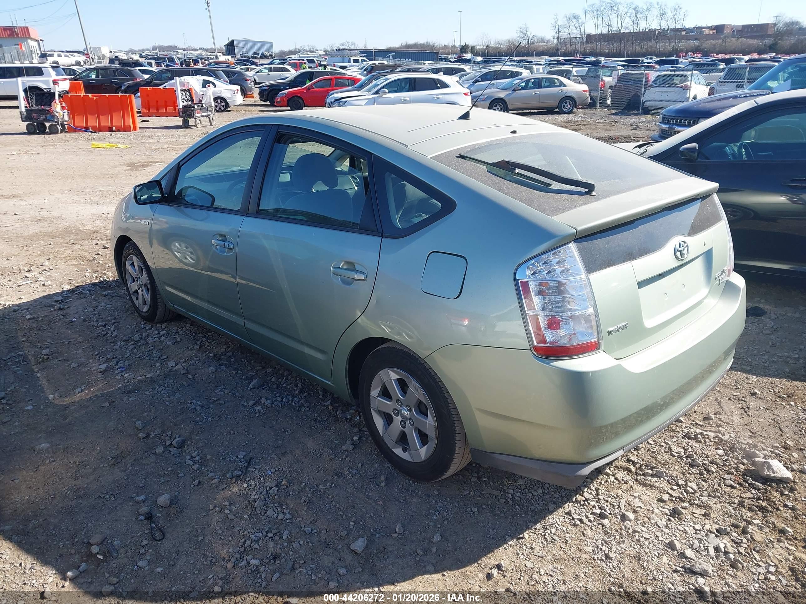 TOYOTA PRIUS image 3