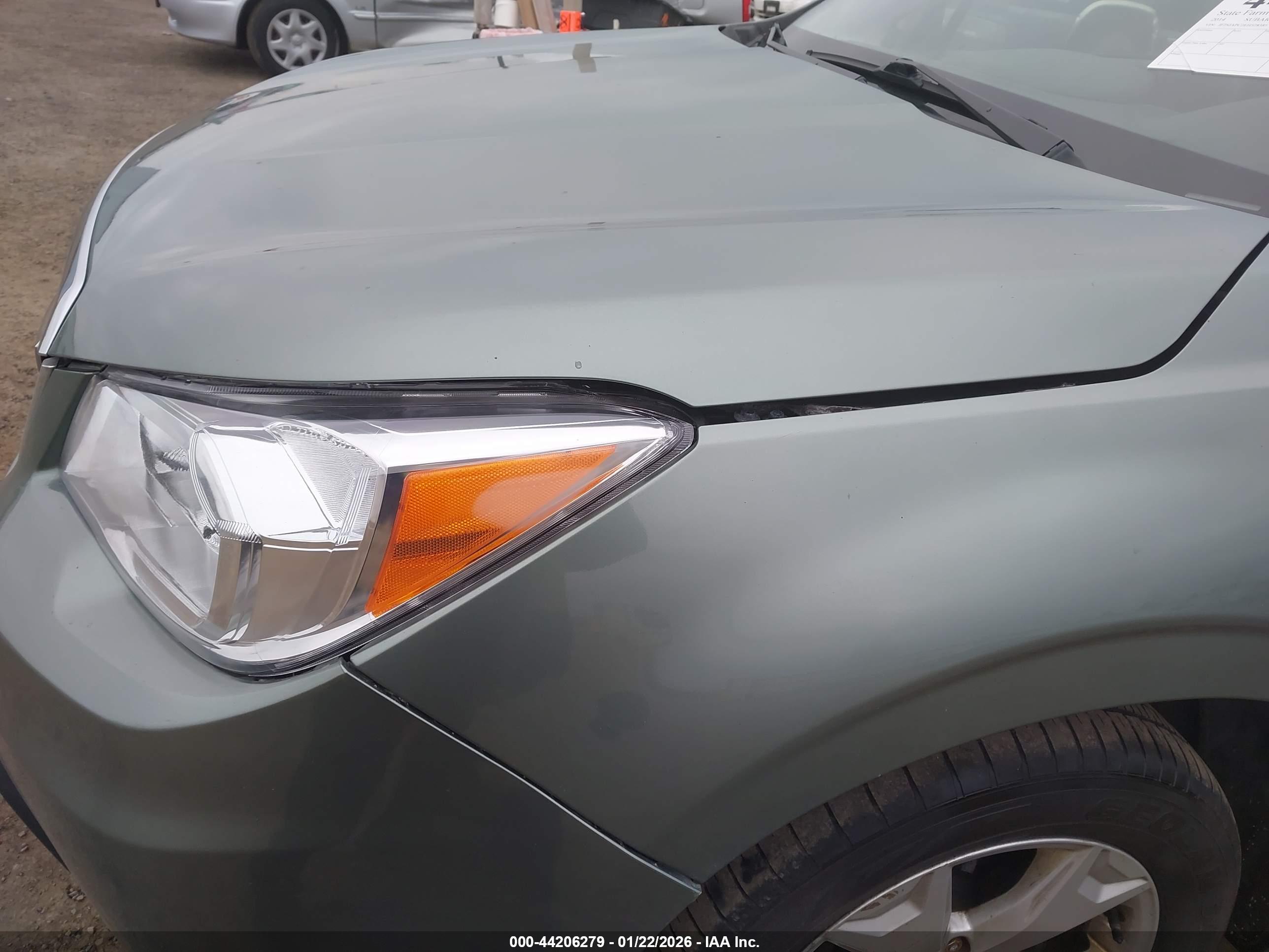 SUBARU FORESTER image 6
