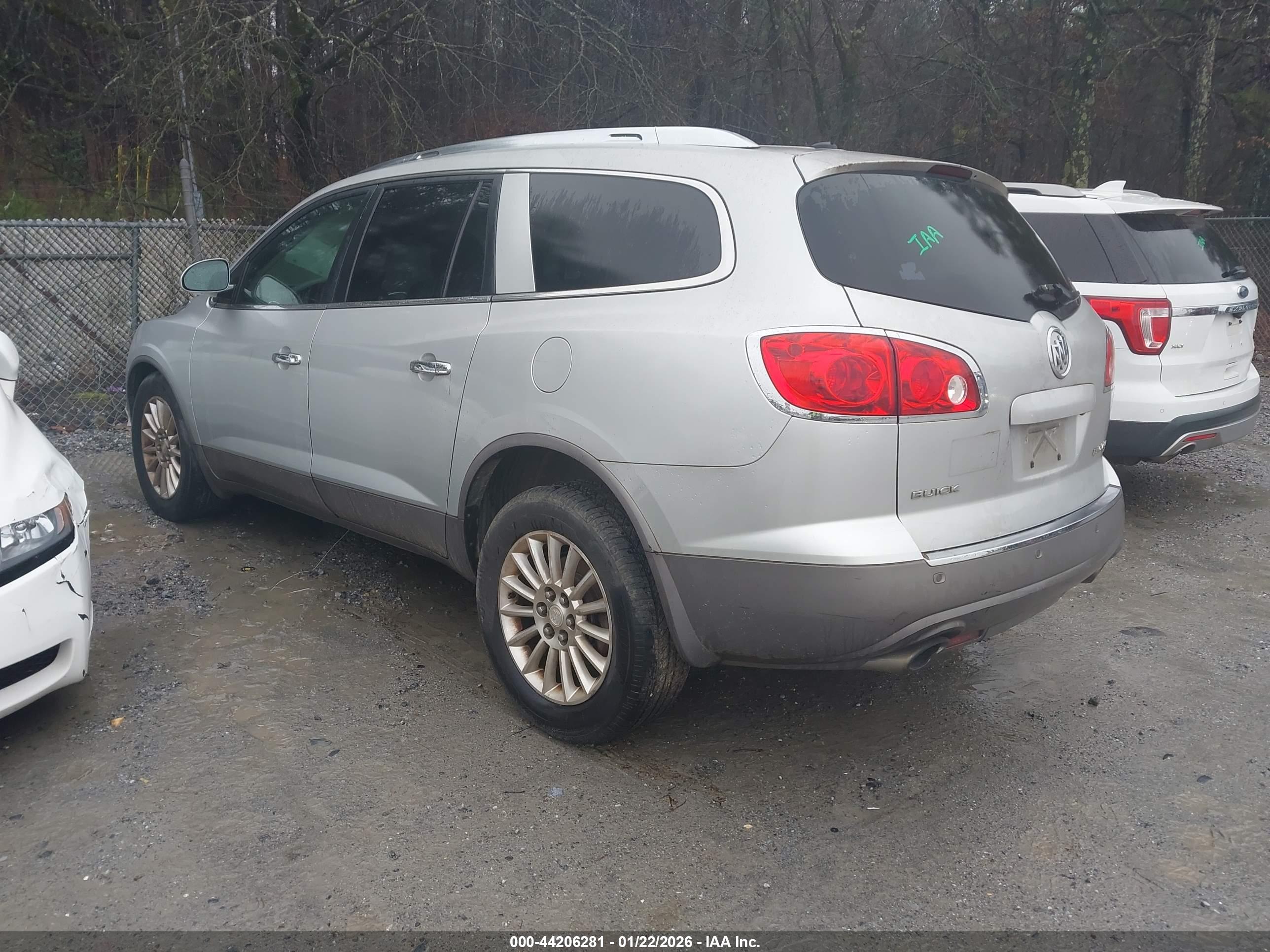BUICK ENCLAVE image 3