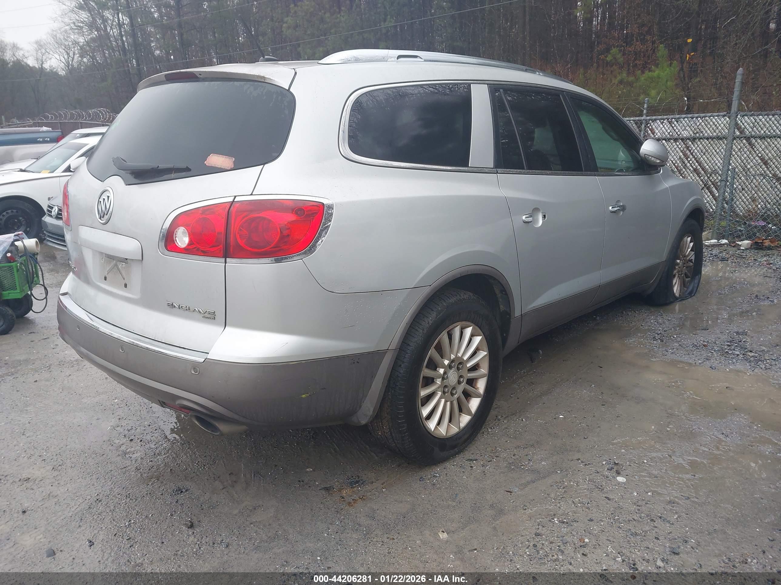 BUICK ENCLAVE image 4