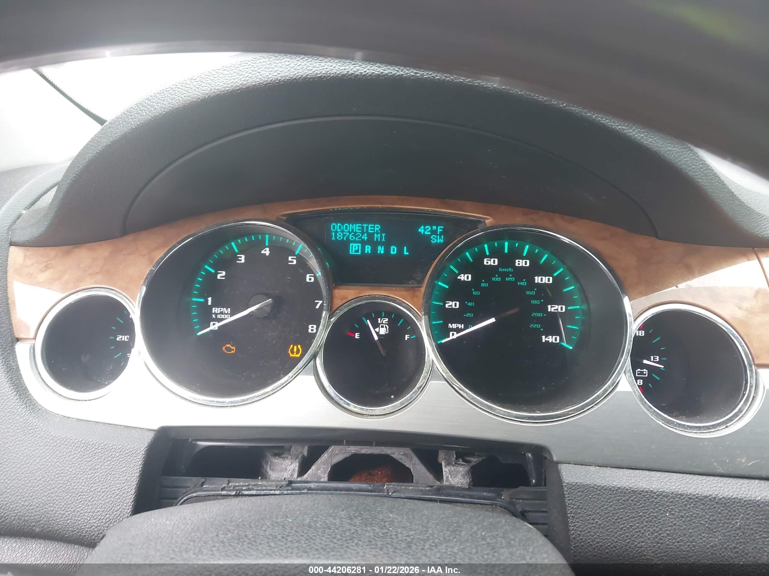 BUICK ENCLAVE image 7