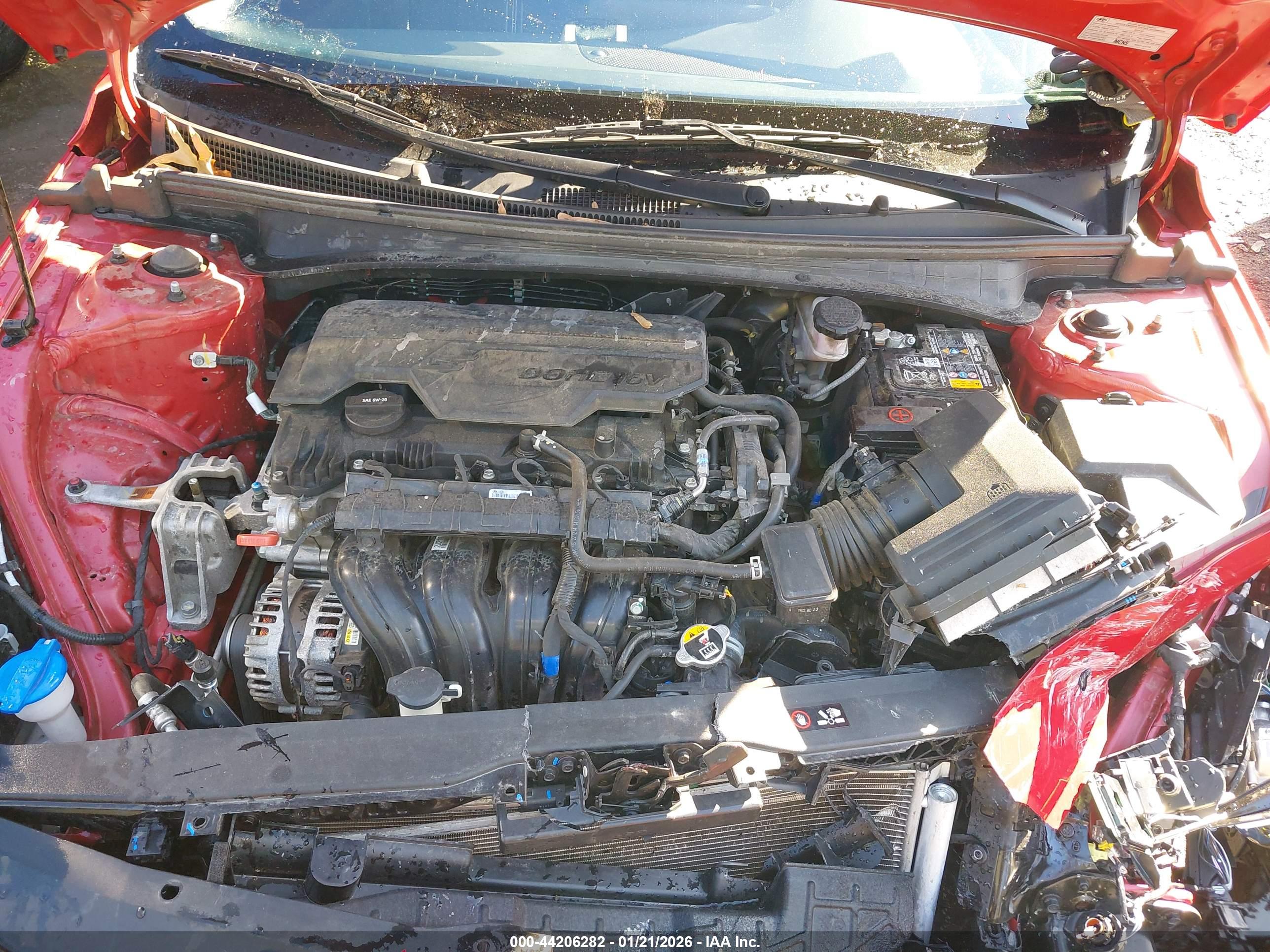 HYUNDAI ELANTRA image 10