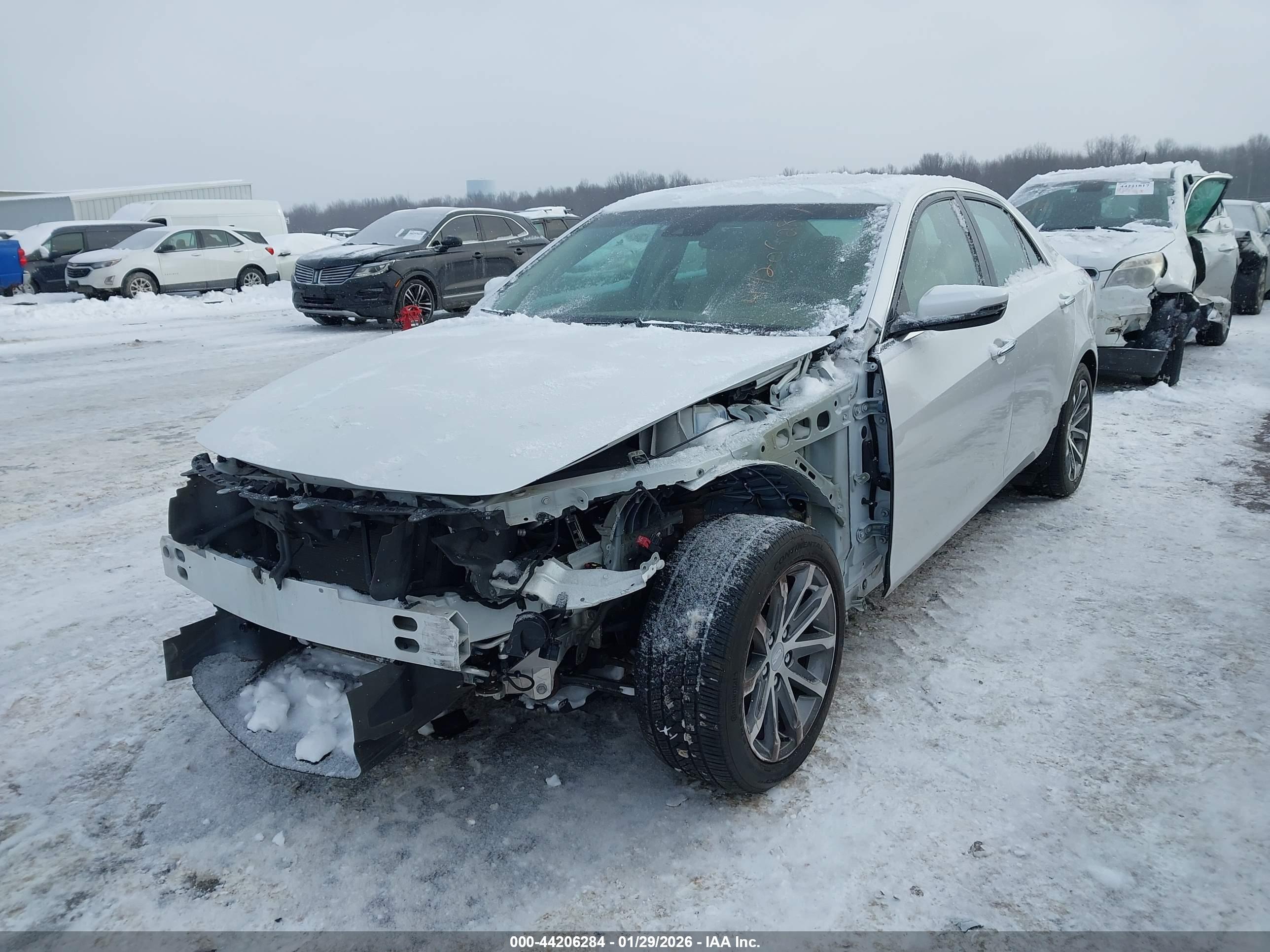 CADILLAC CTS image 2