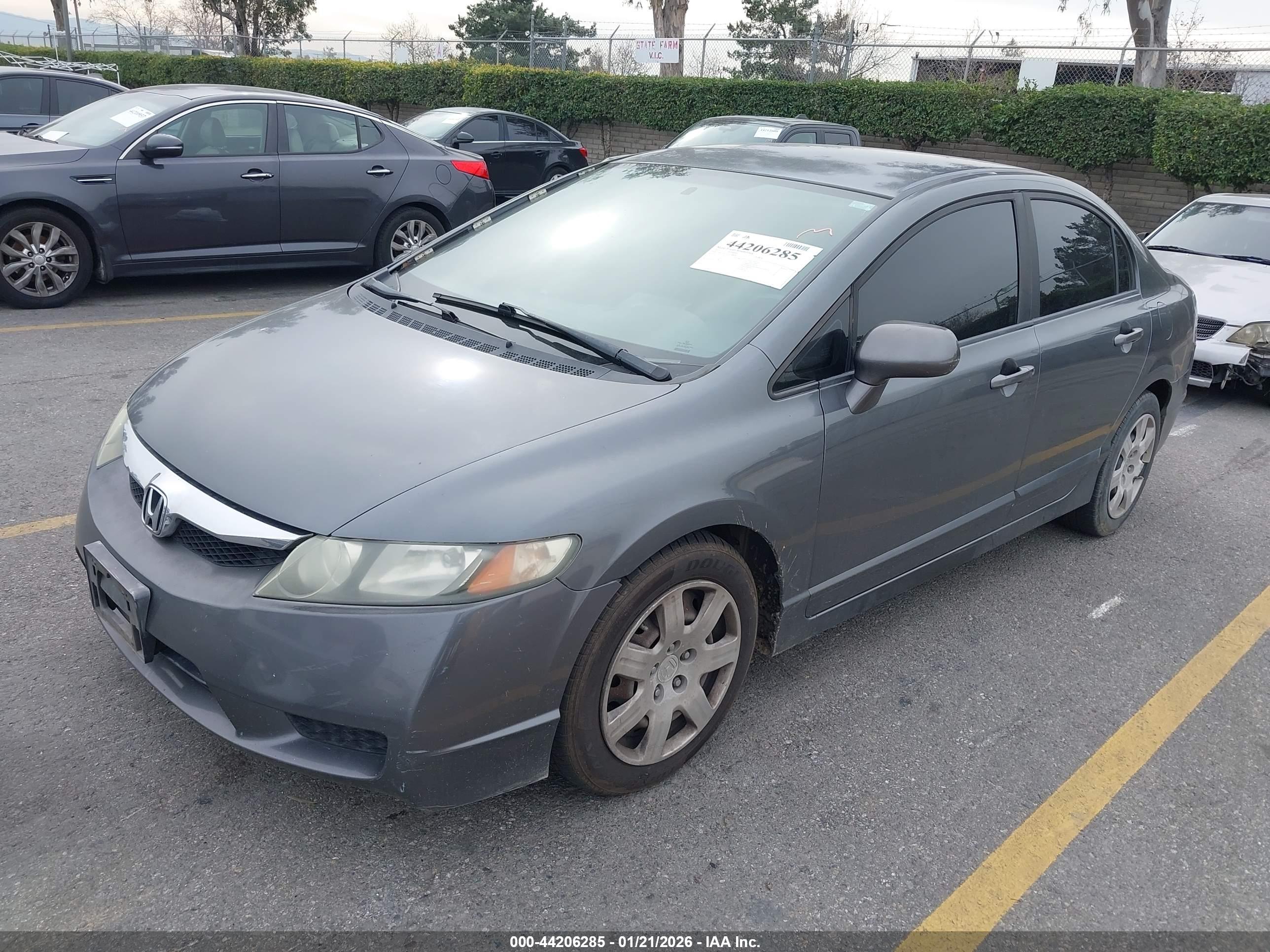 HONDA CIVIC image 2