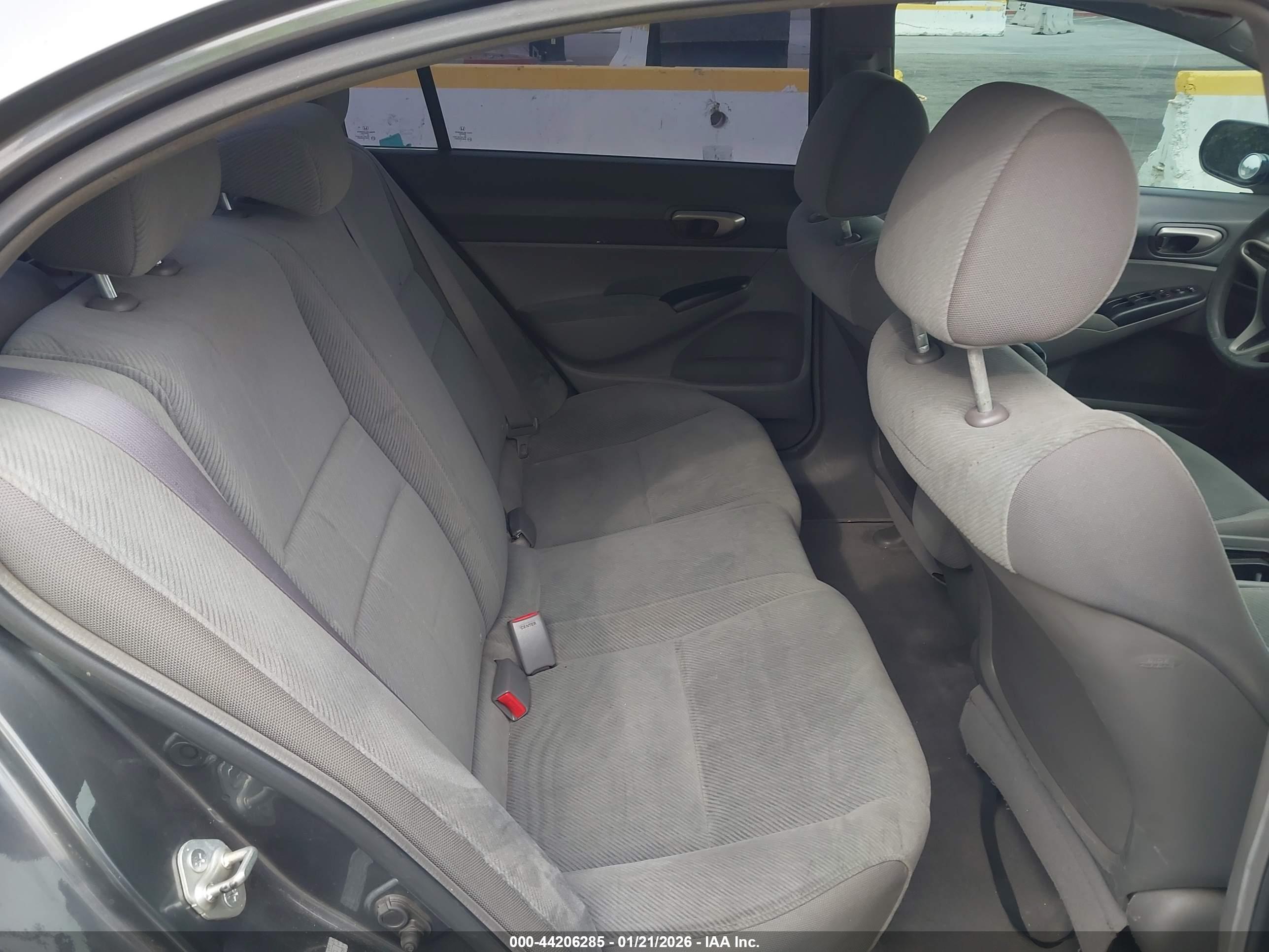 HONDA CIVIC image 8