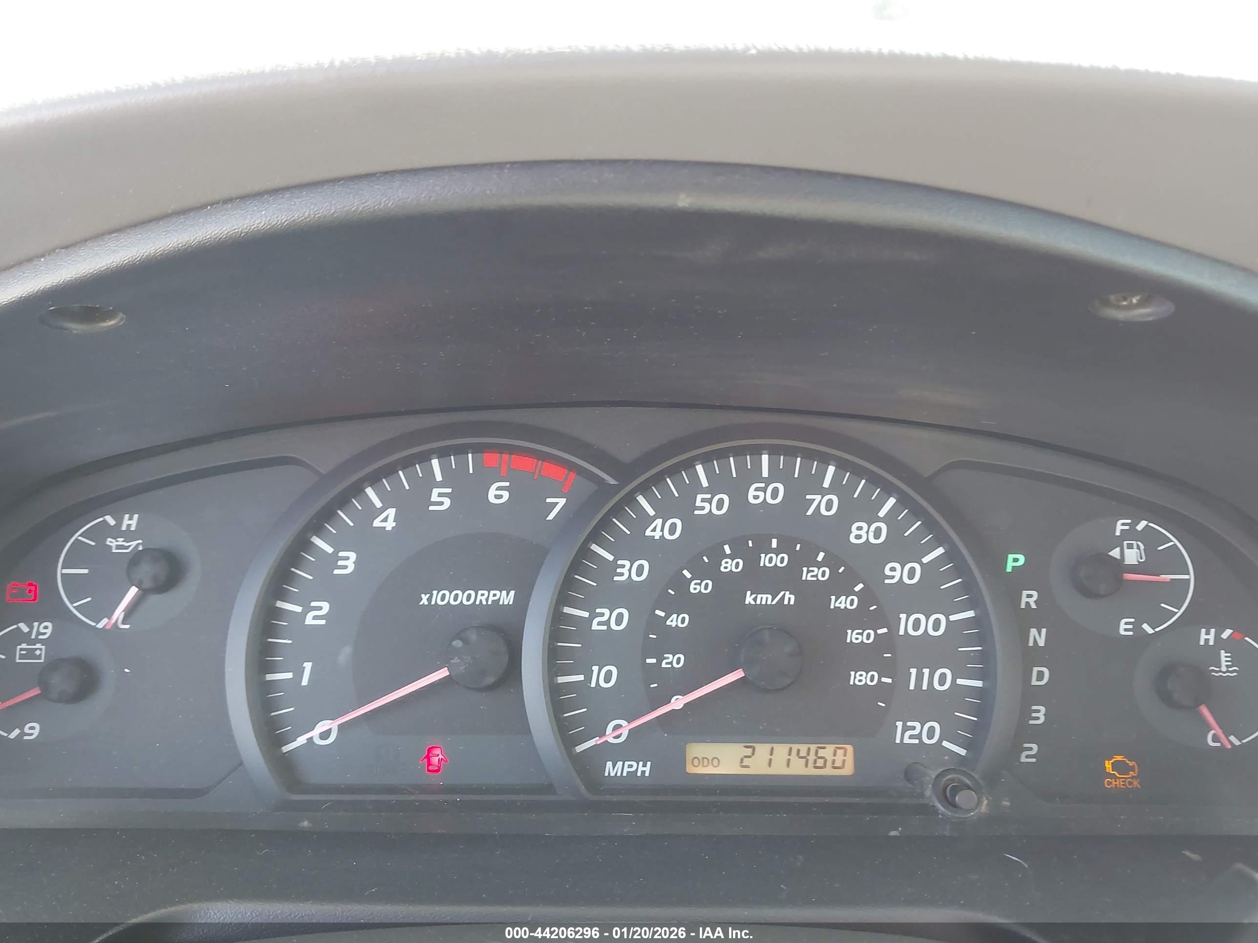 TOYOTA TUNDRA image 7