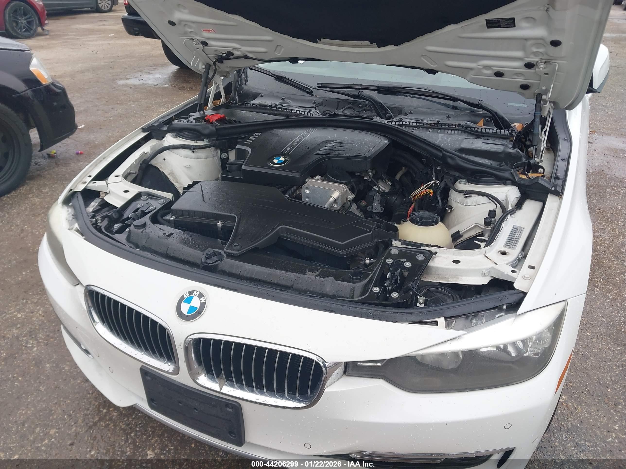 BMW 328I image 10