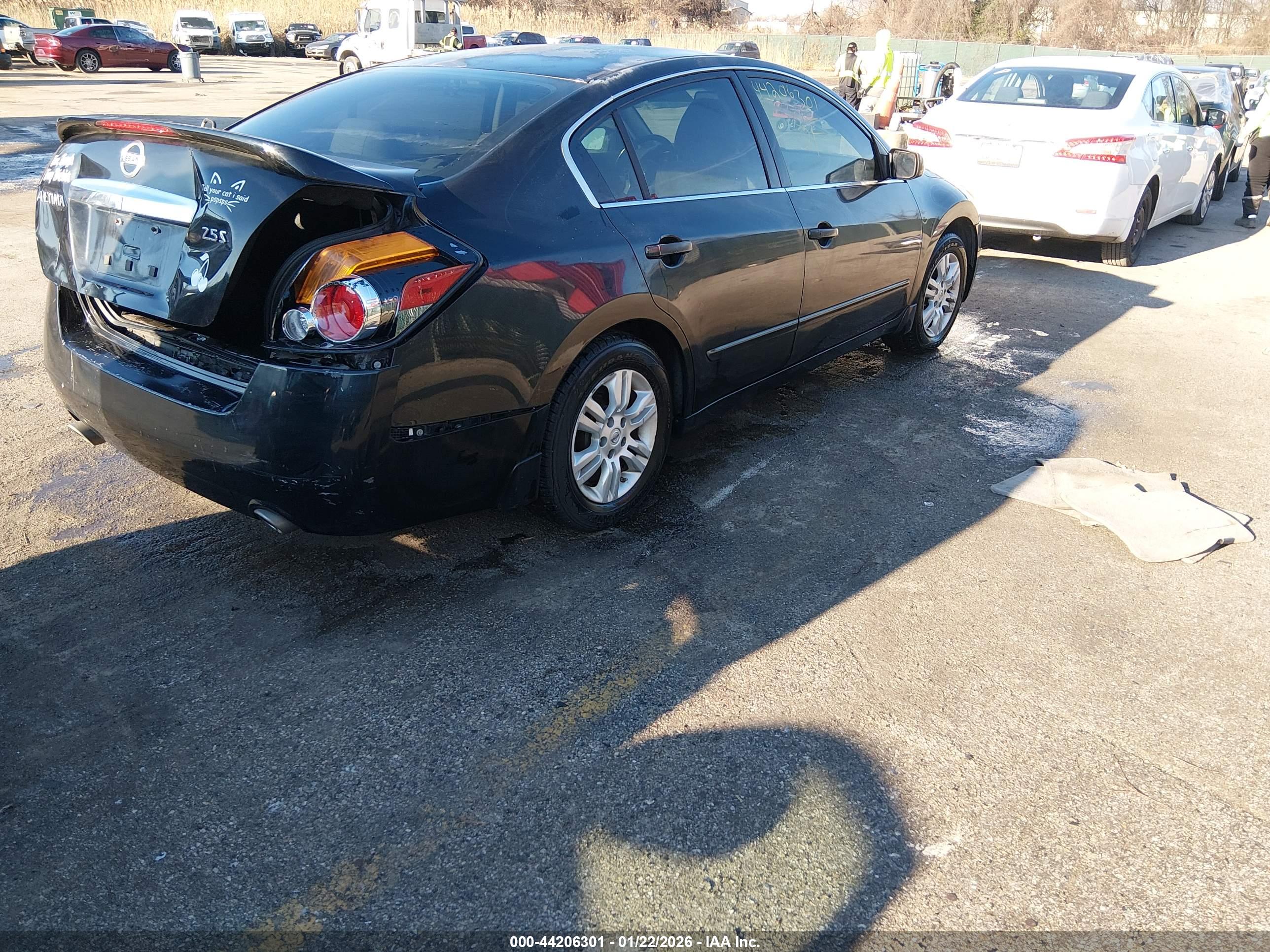 NISSAN ALTIMA image 4