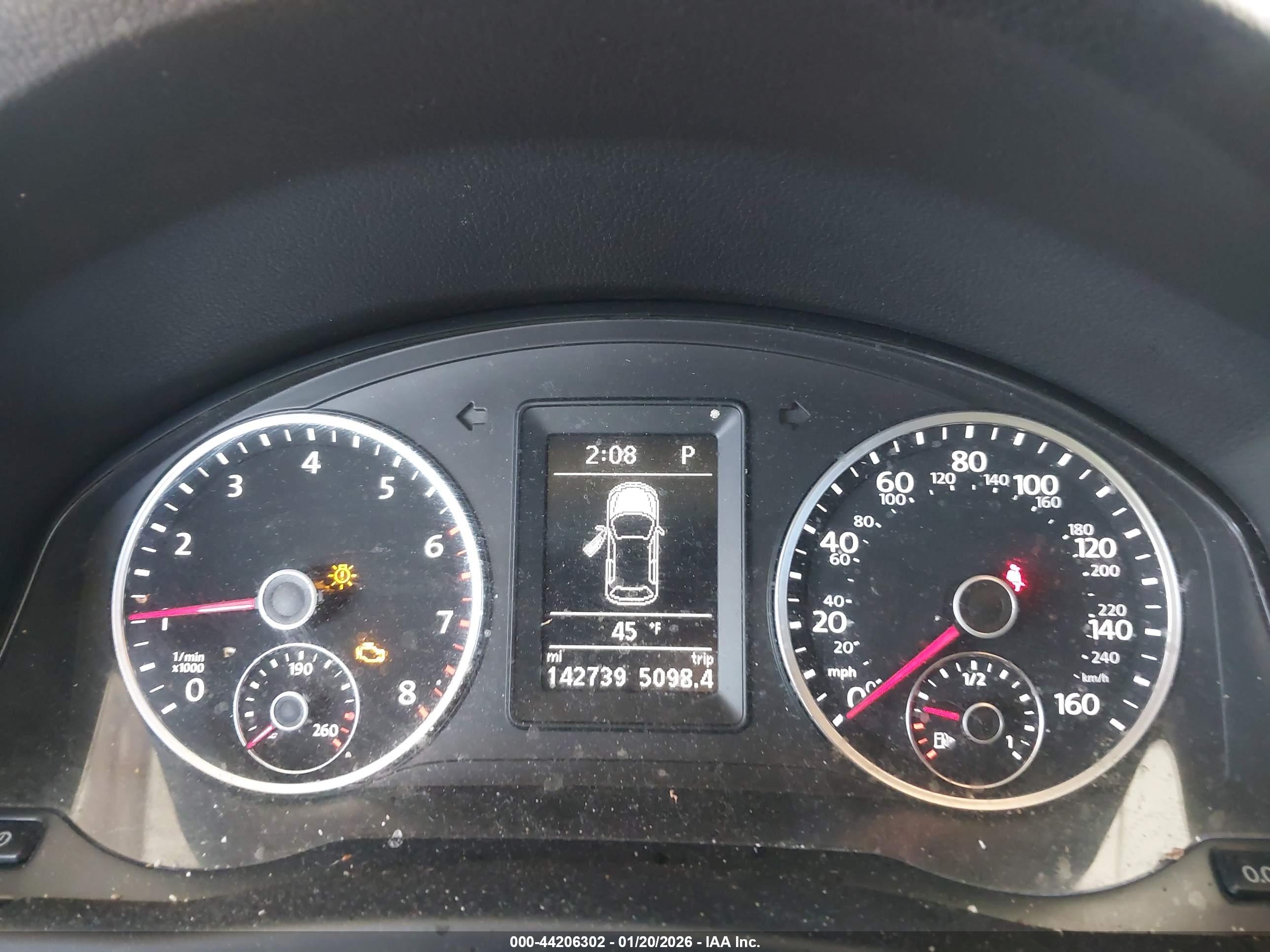 VOLKSWAGEN TIGUAN image 7