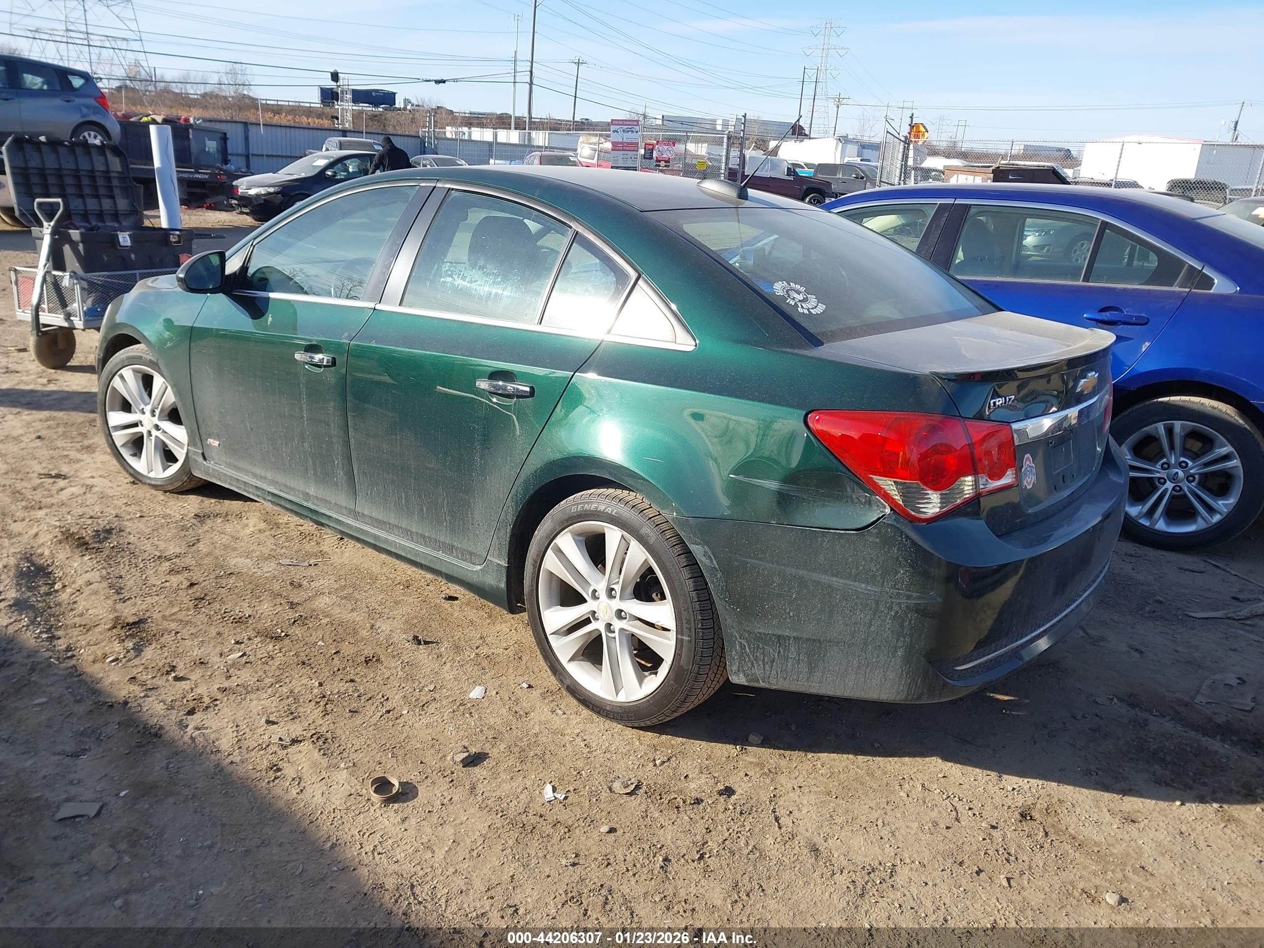 CHEVROLET CRUZE image 3