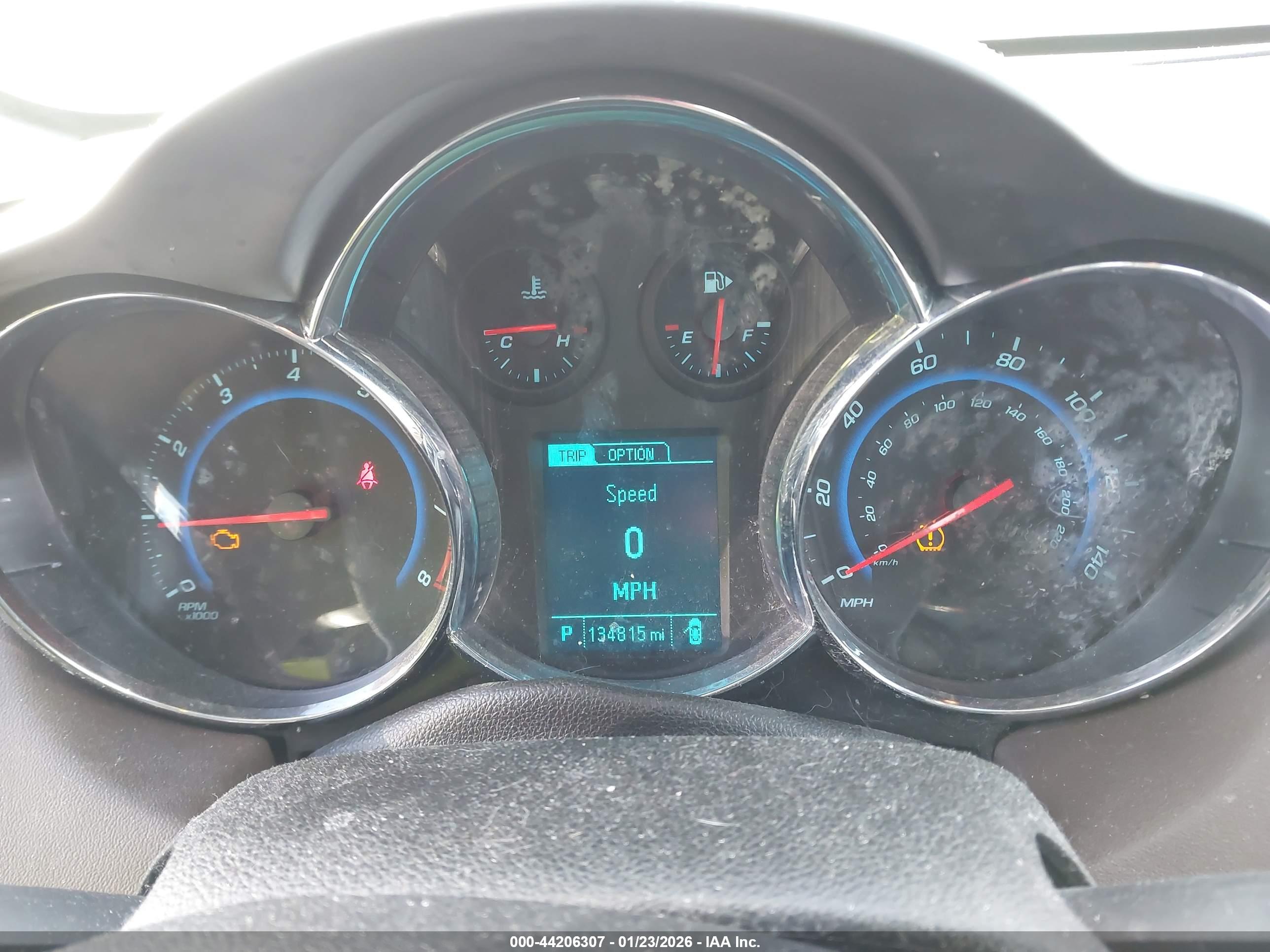 CHEVROLET CRUZE image 7