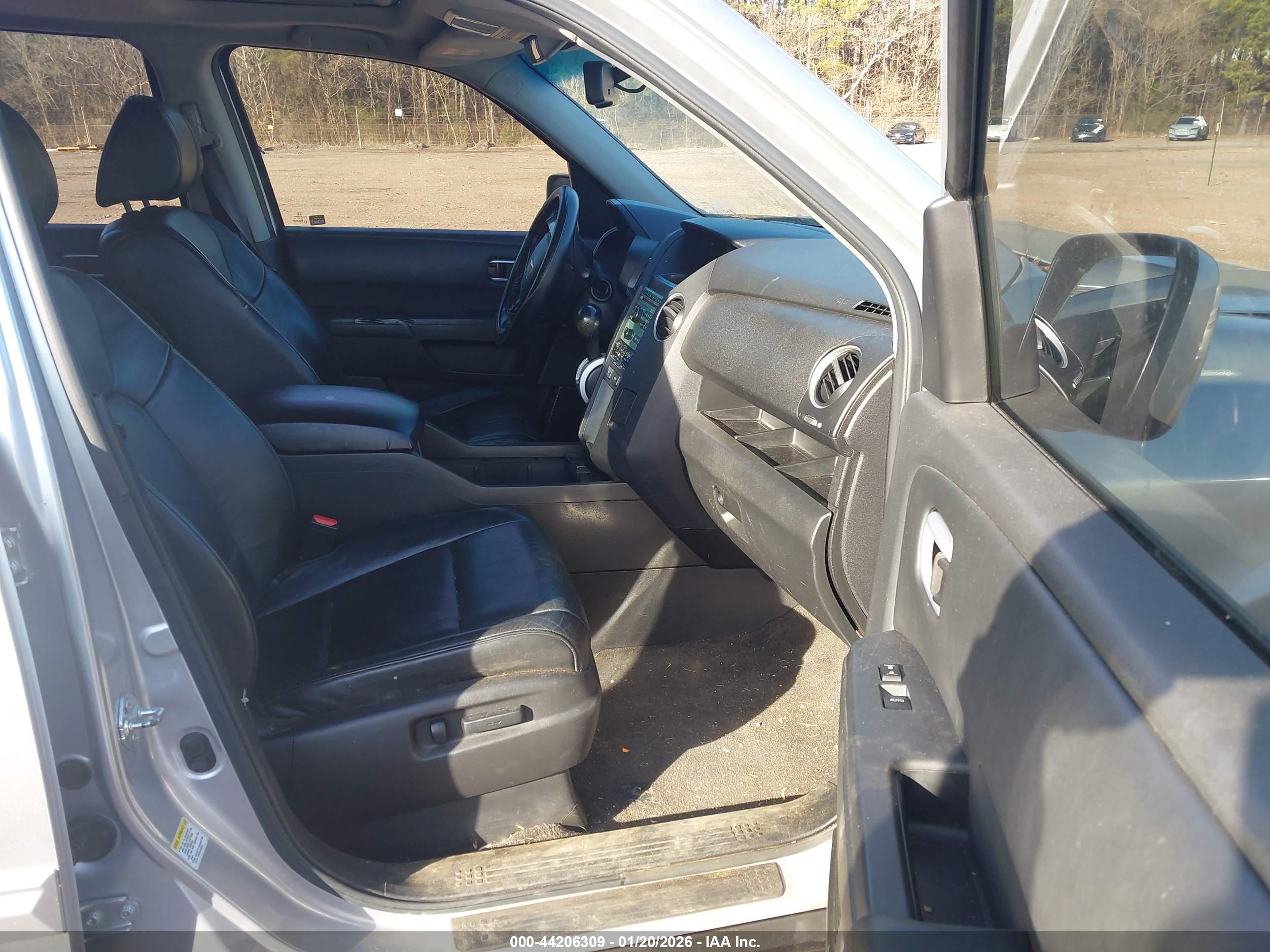 HONDA PILOT image 5