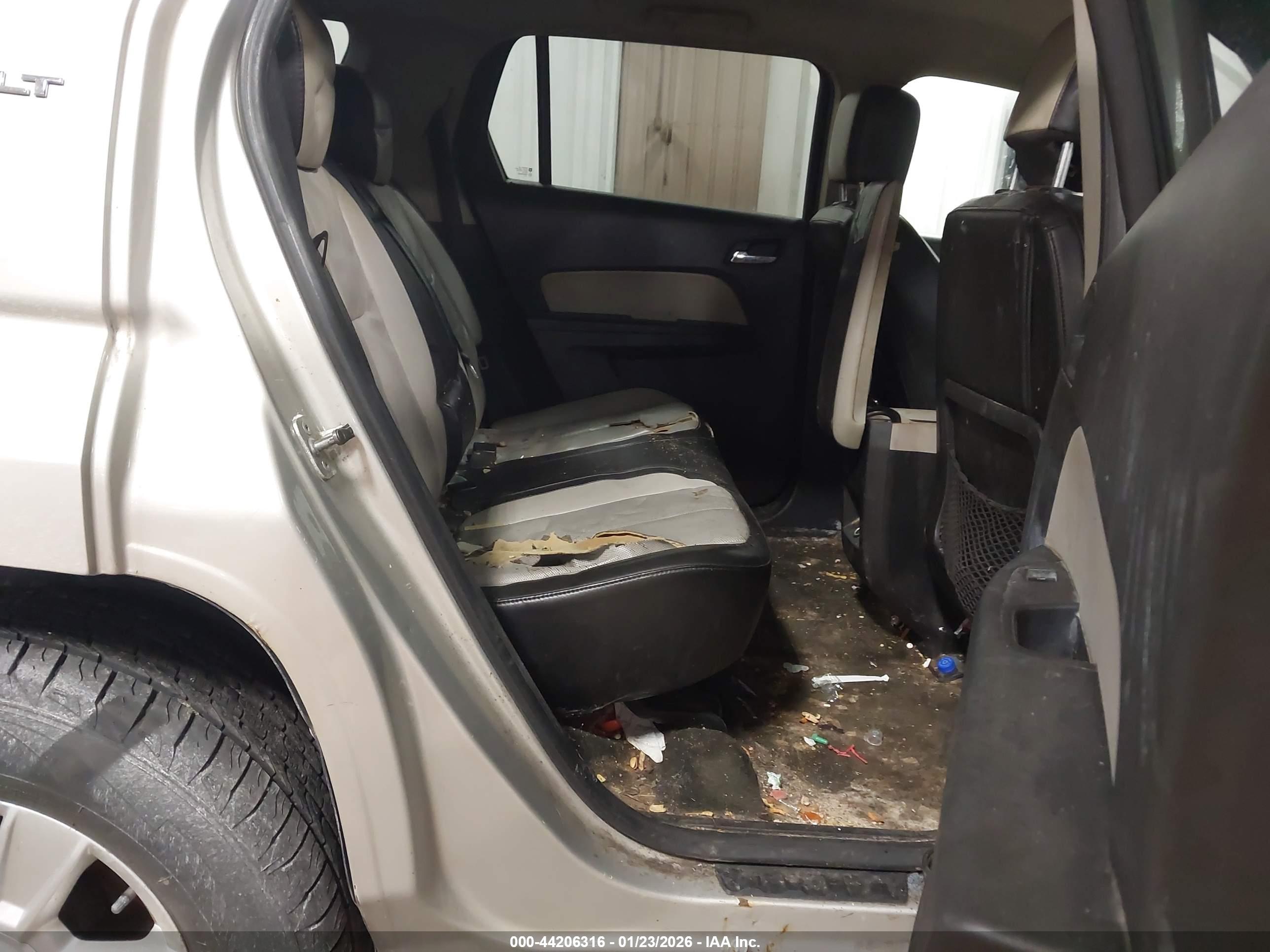 GMC TERRAIN image 8