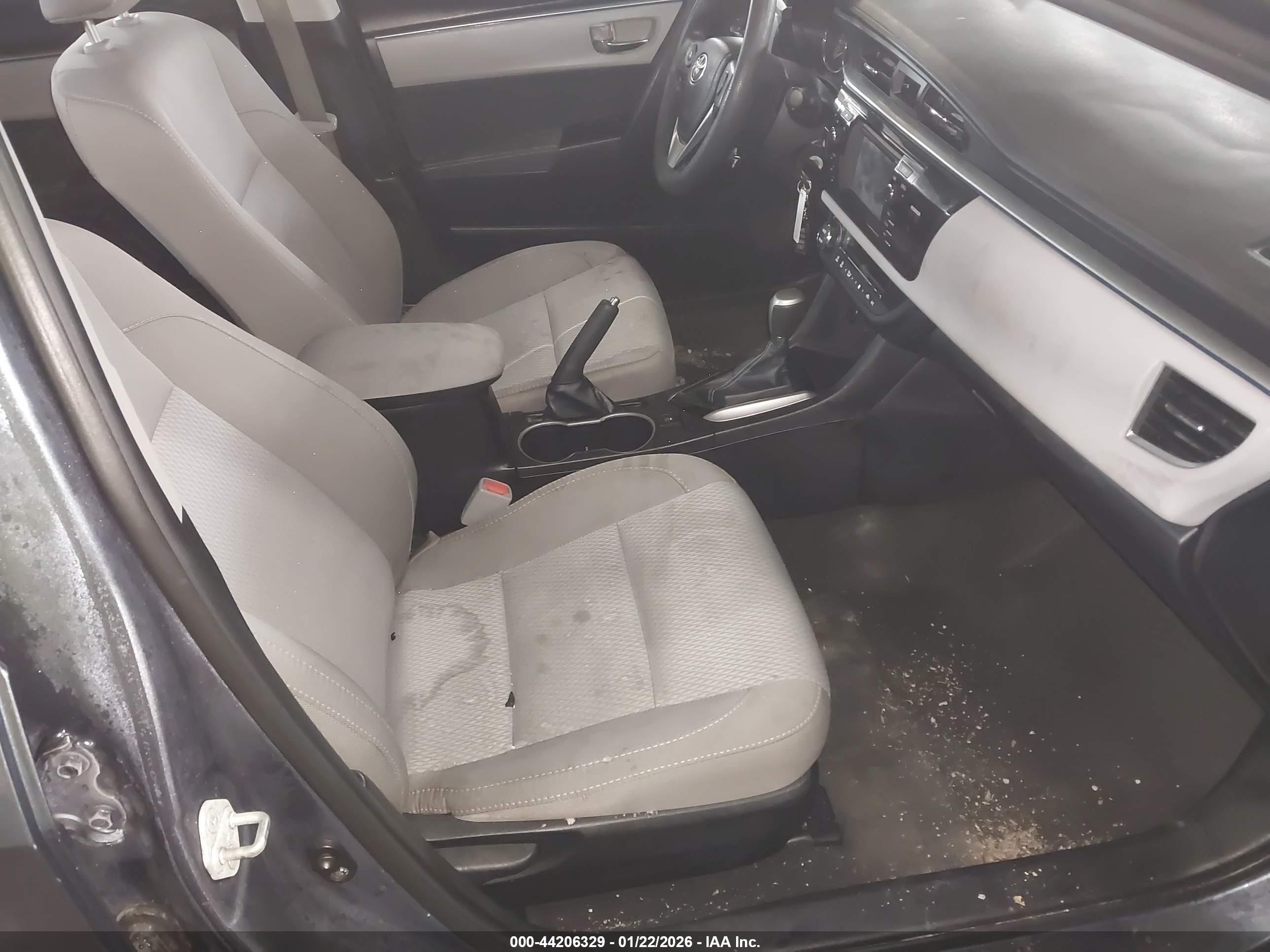 TOYOTA COROLLA image 5